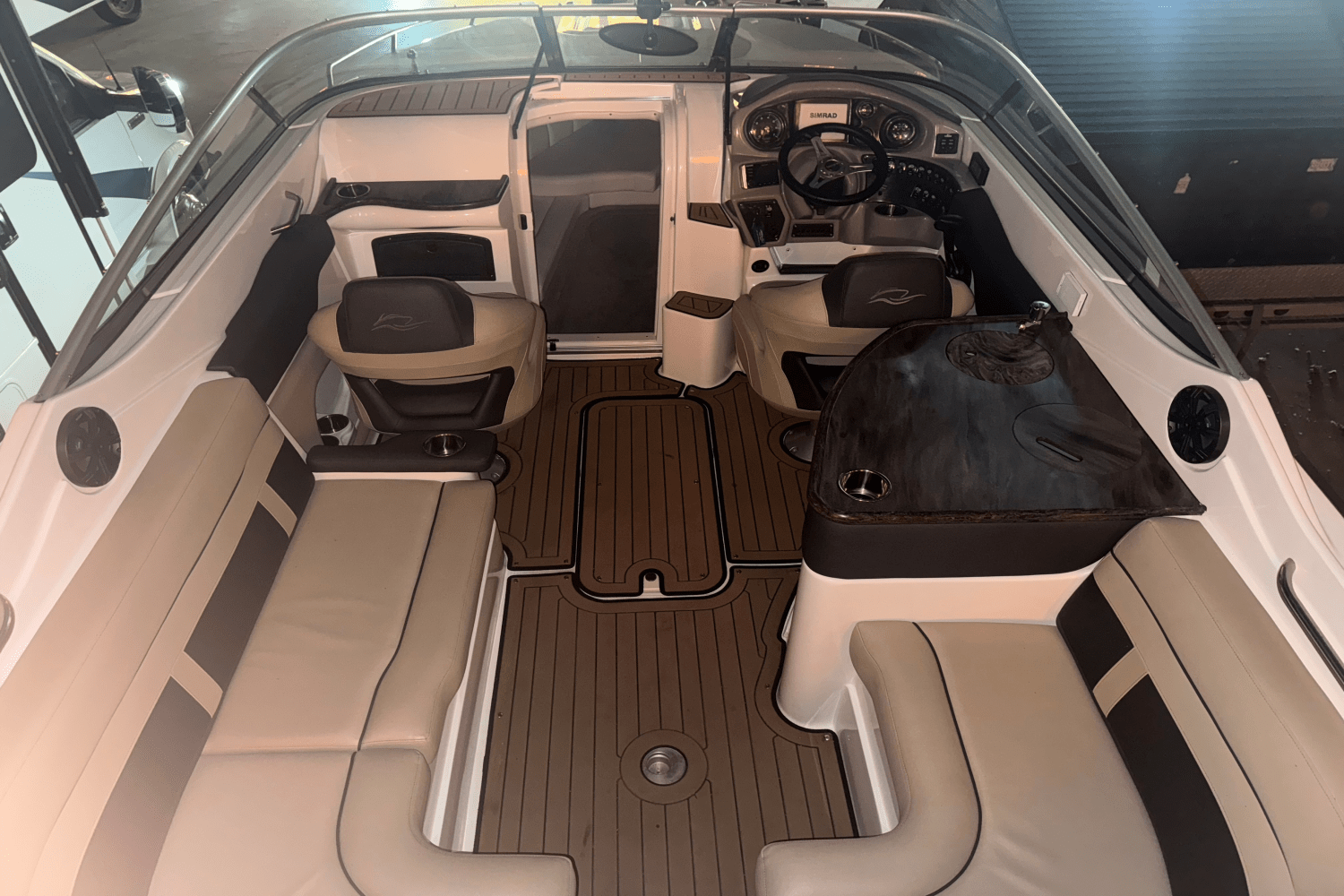 2019 Rinker QX29 Image Thumbnail #9
