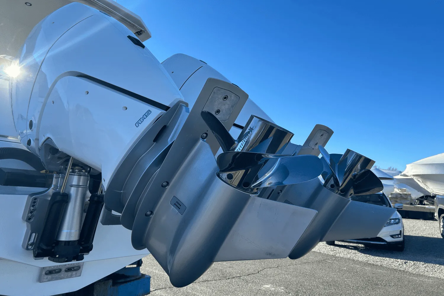 2024 Cruisers Yachts 34 GLS Image Thumbnail #43