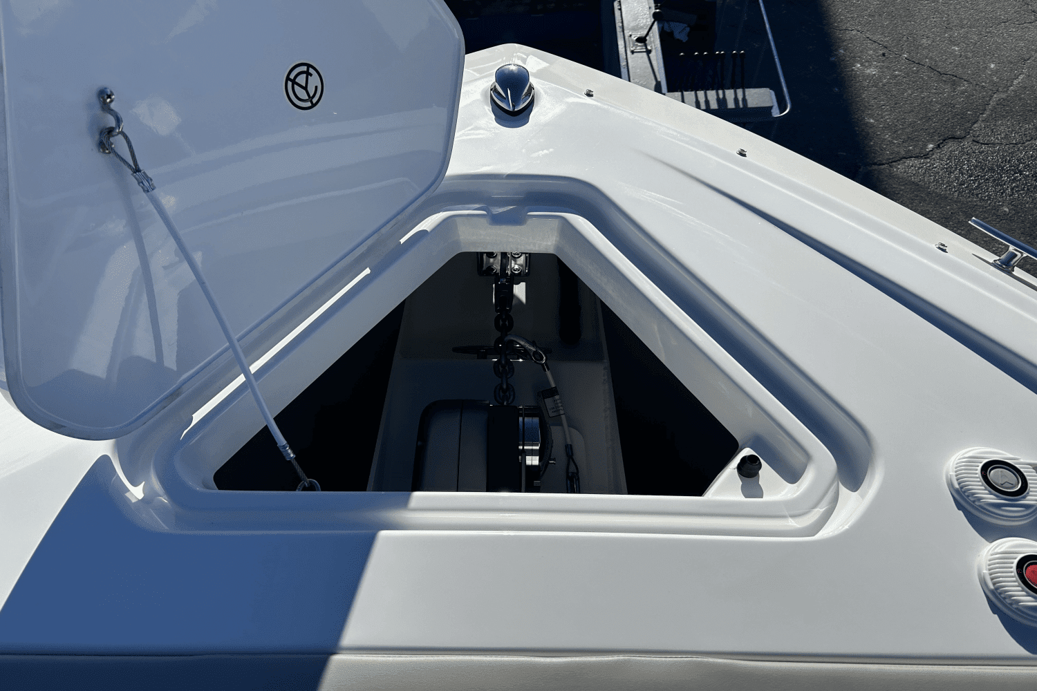 2024 Cruisers Yachts 34 GLS Image Thumbnail #63