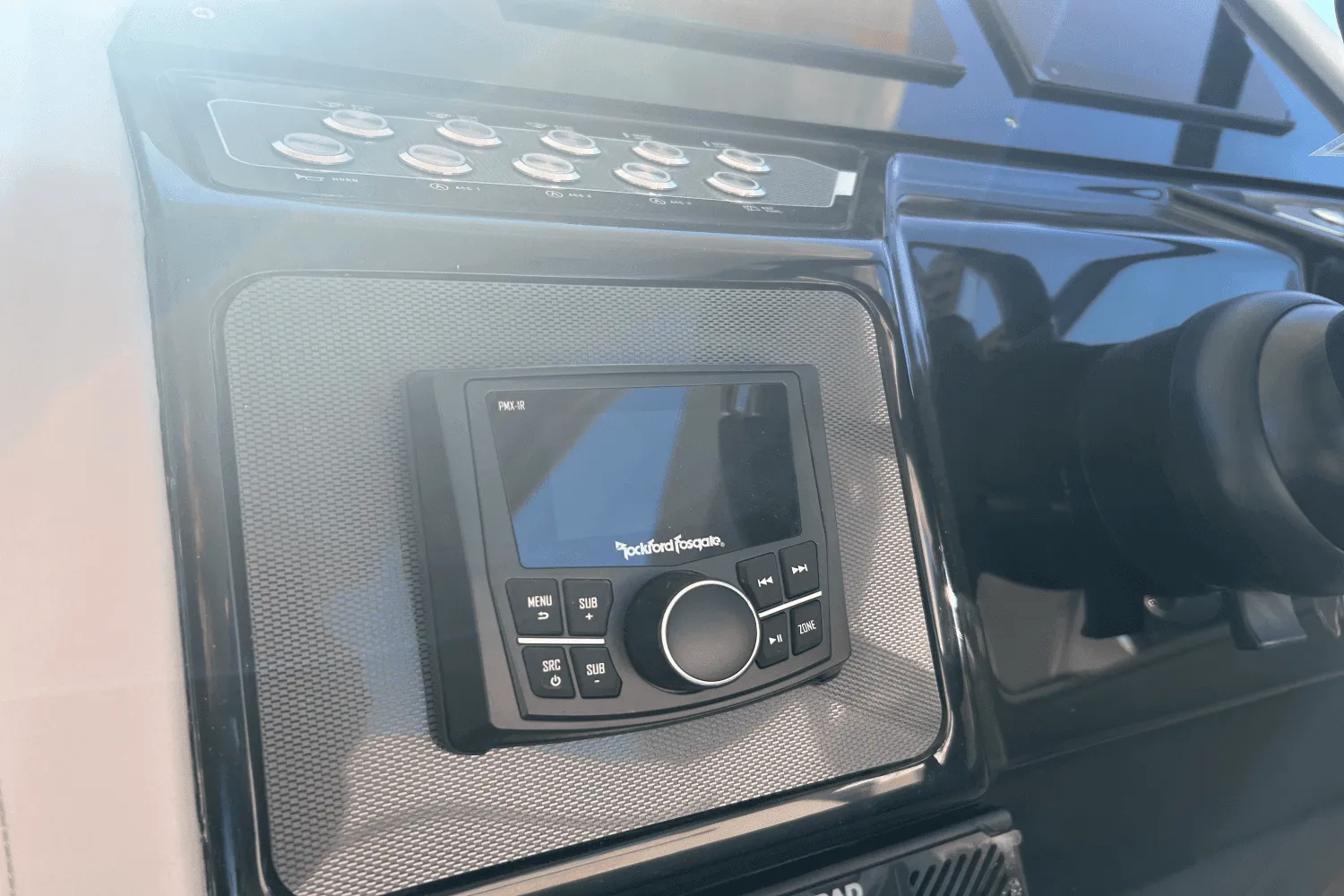 2024 Cruisers Yachts 34 GLS Image Thumbnail #69