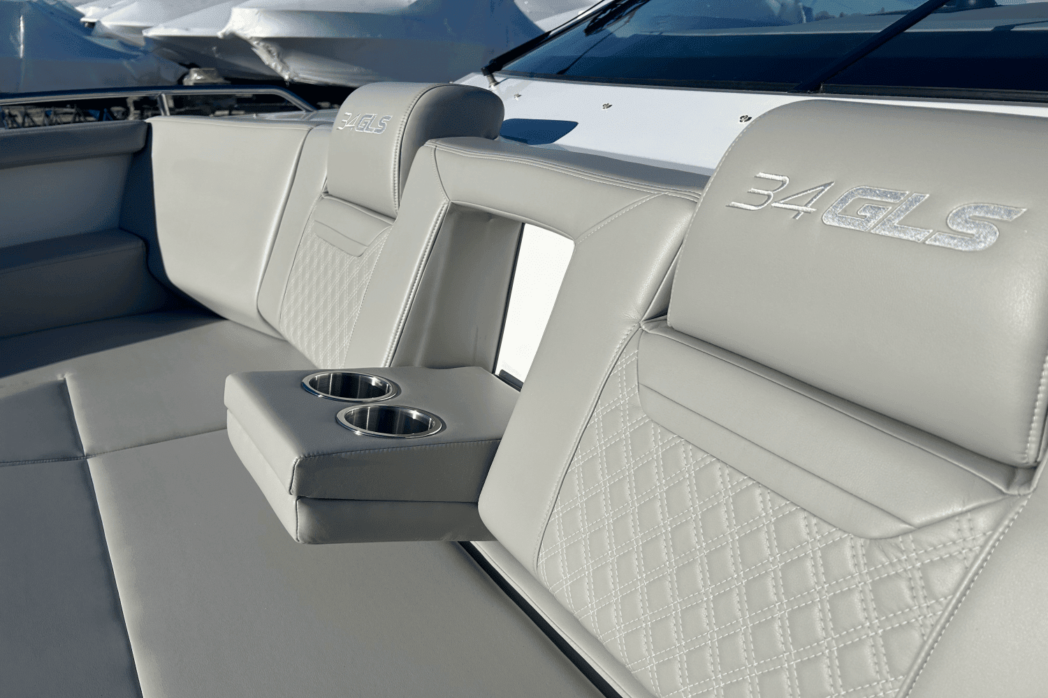 2024 Cruisers Yachts 34 GLS Image Thumbnail #67