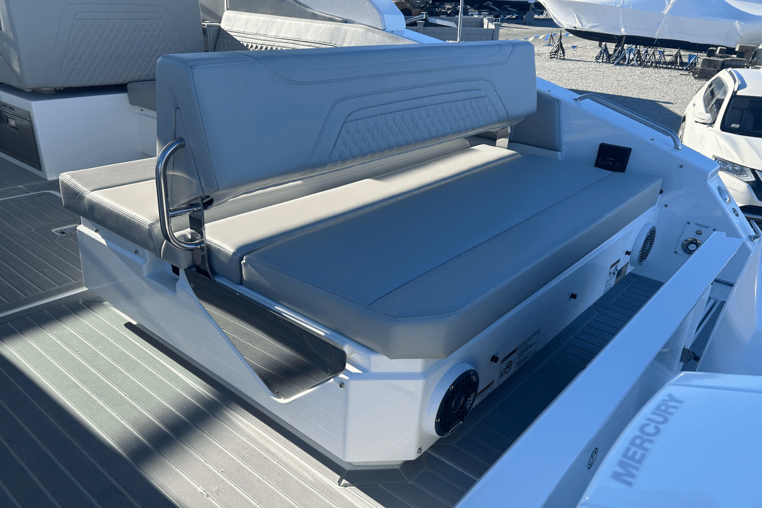 2024 Cruisers Yachts 34 GLS Image Thumbnail #45