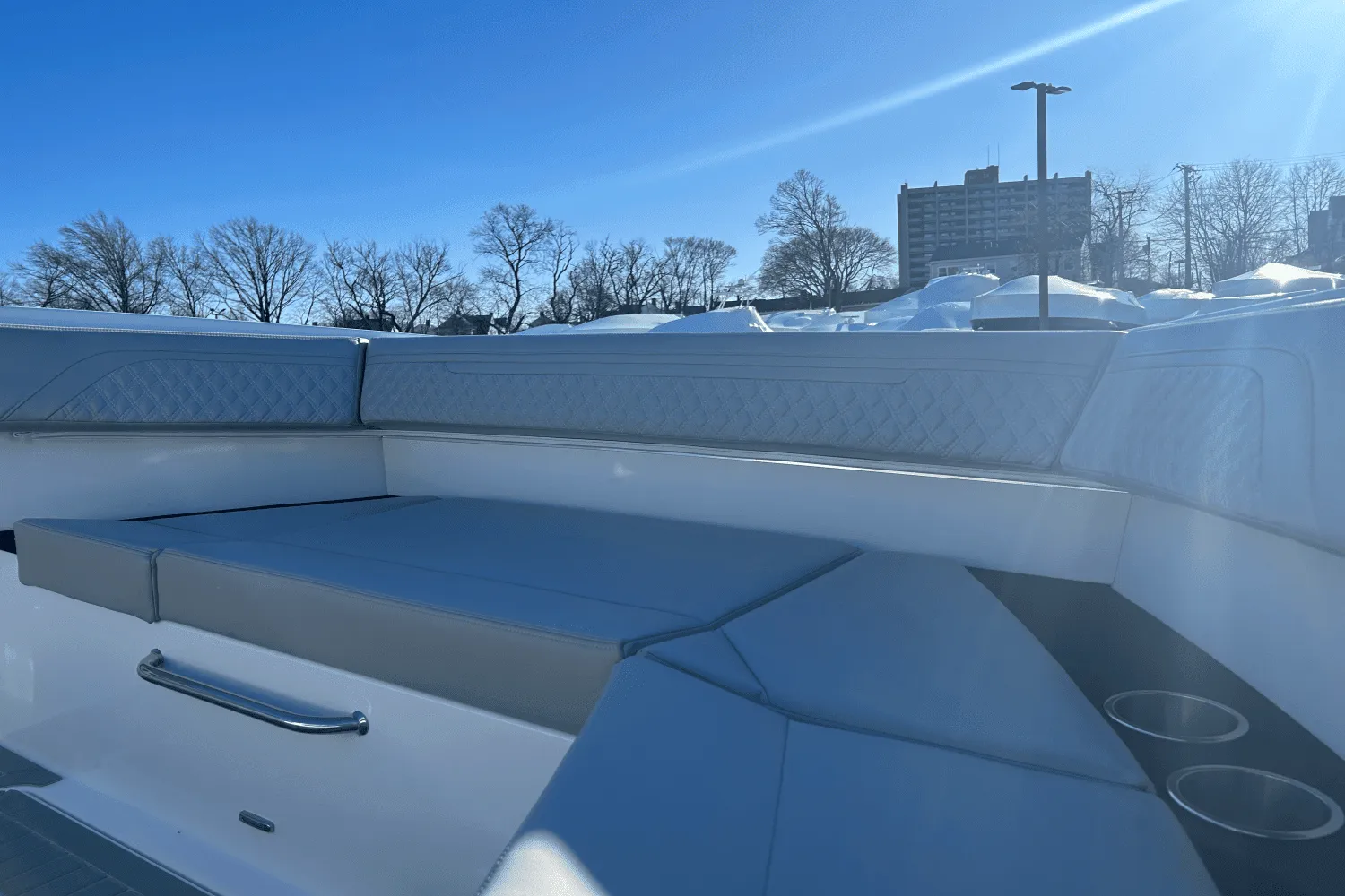 2024 Cruisers Yachts 34 GLS Image Thumbnail #64