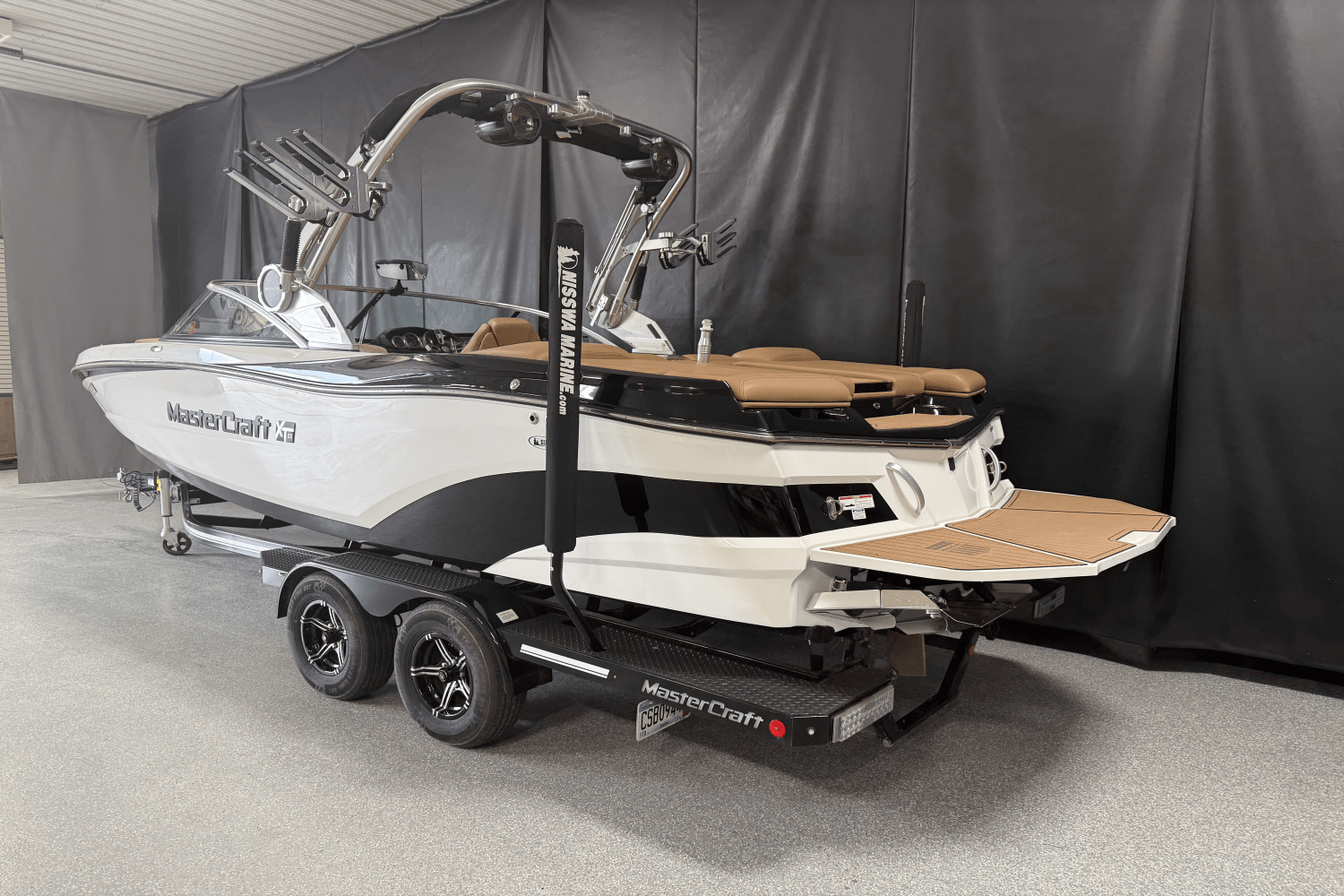 2020 Mastercraft XT22 Image Thumbnail #3