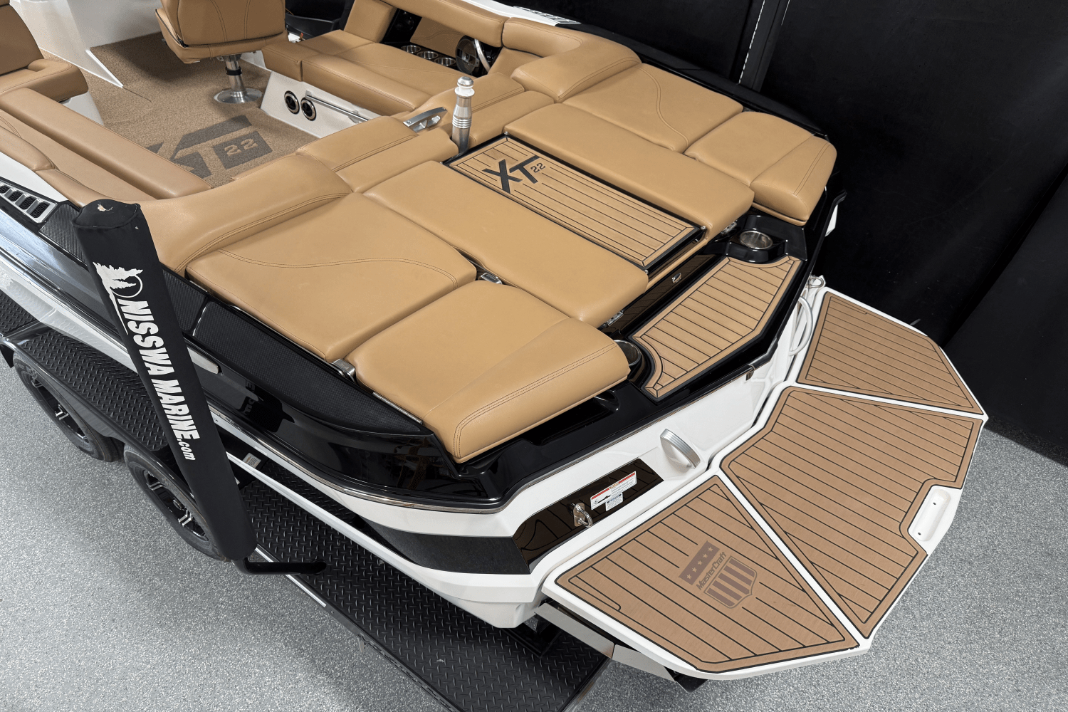 2020 Mastercraft XT22 Image Thumbnail #4