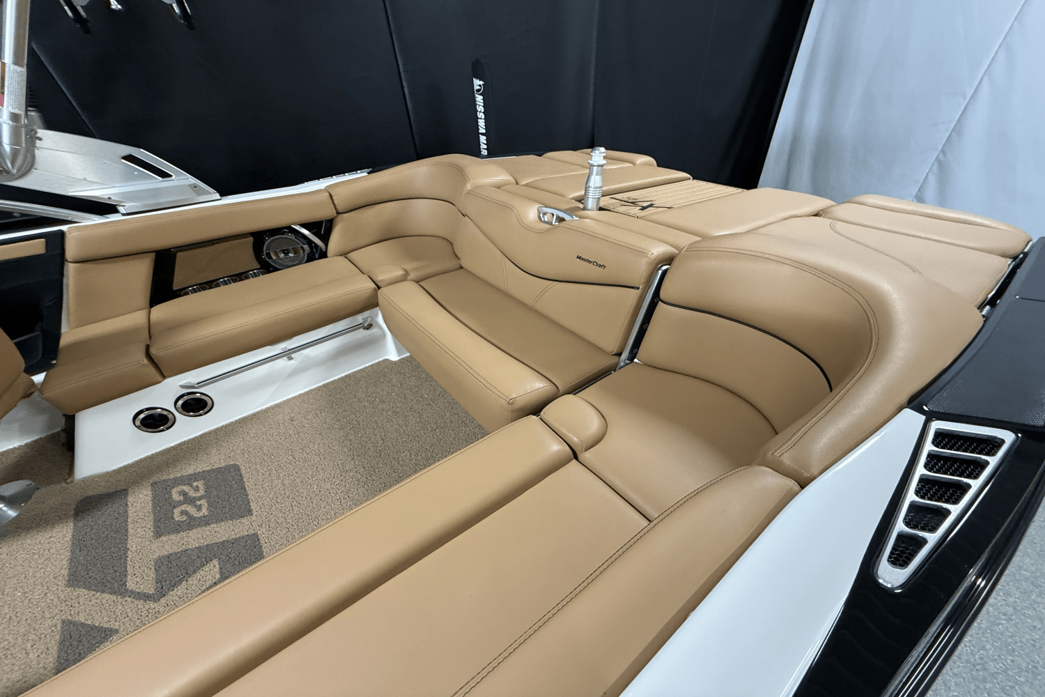2020 Mastercraft XT22 Image Thumbnail #6