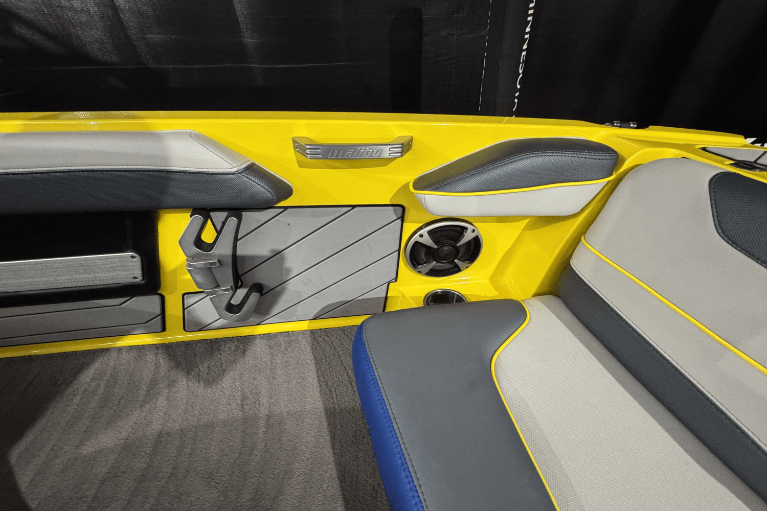 2017 Malibu RESPONSE TXI Image Thumbnail #15