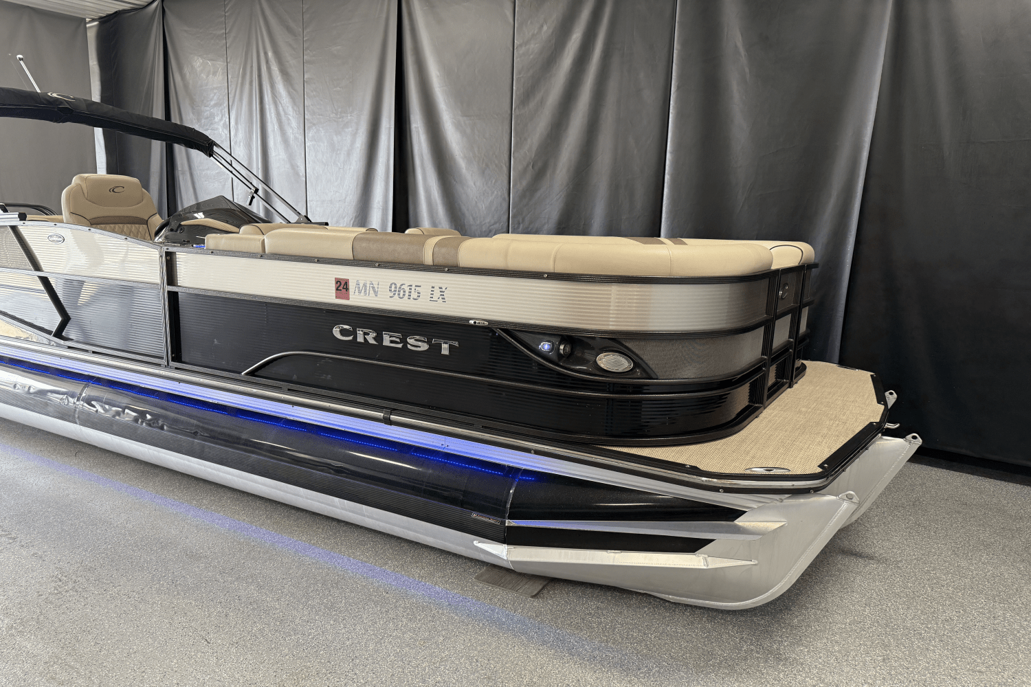 2018 Crest 250 CARIBBEAN Image Thumbnail #2