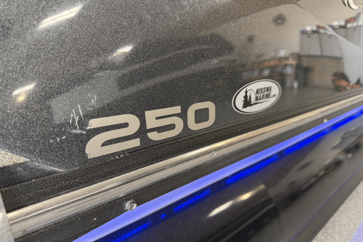 2018 Crest 250 CARIBBEAN Image Thumbnail #15