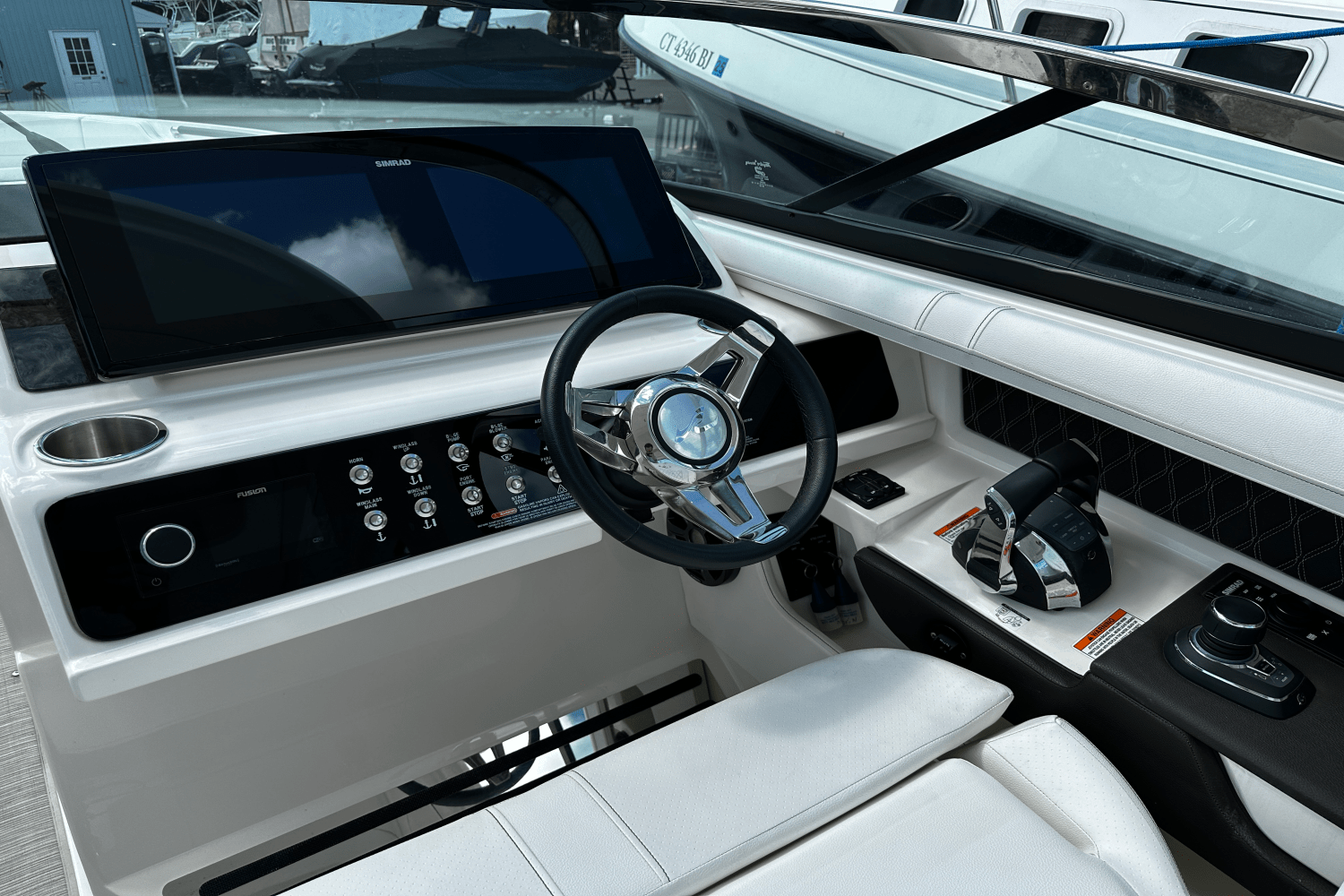 2021 Sea Ray 310 SLX Image Thumbnail #23