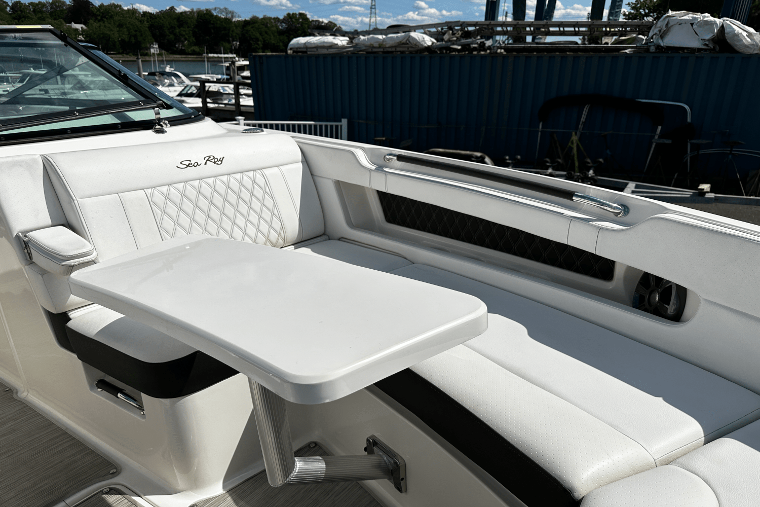 2021 Sea Ray 310 SLX Image Thumbnail #29