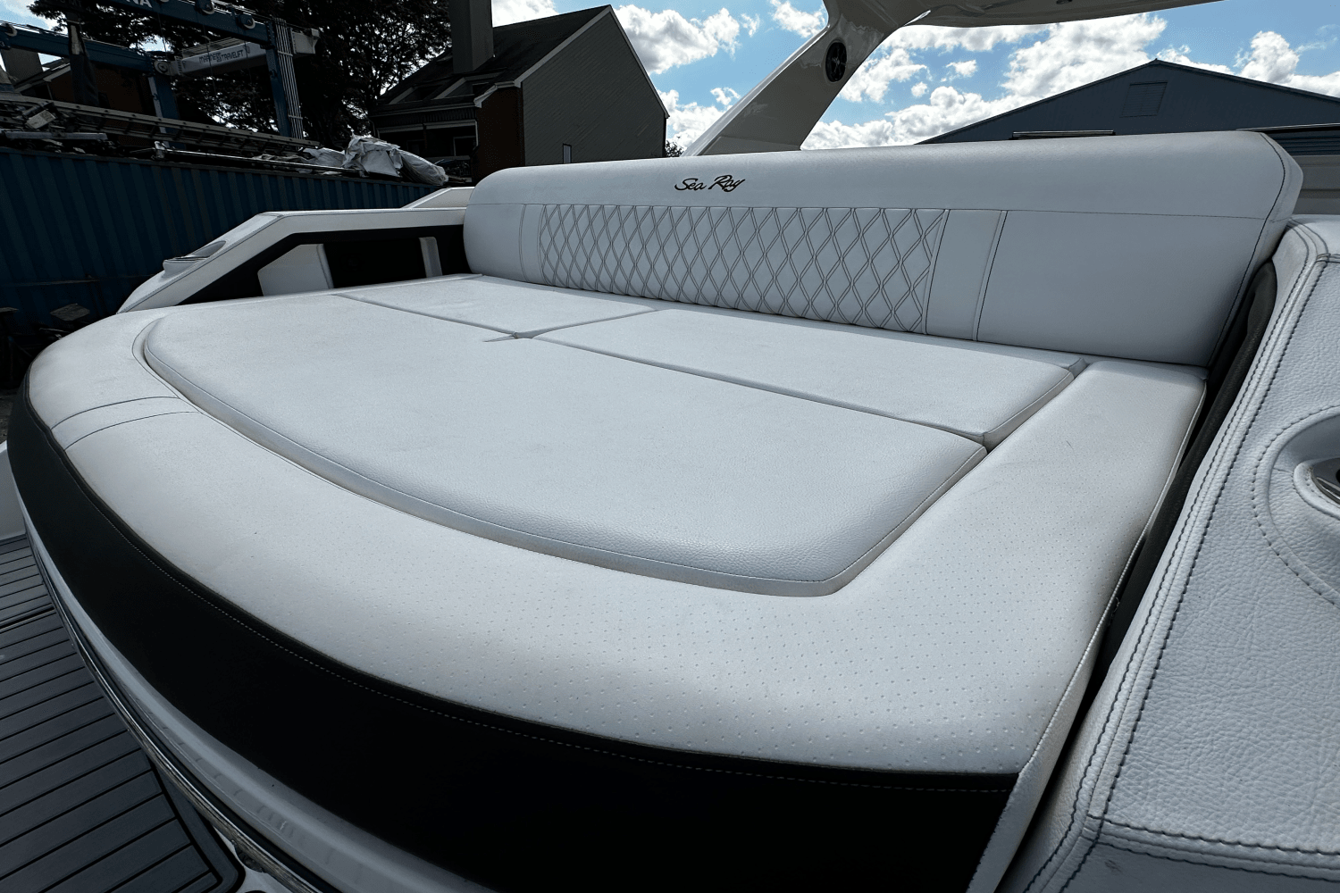 2021 Sea Ray 310 SLX Image Thumbnail #7