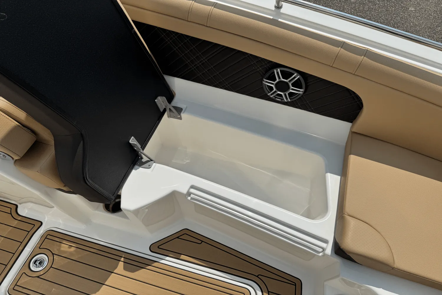 2026 Sea Ray SDX 290 Image Thumbnail #57