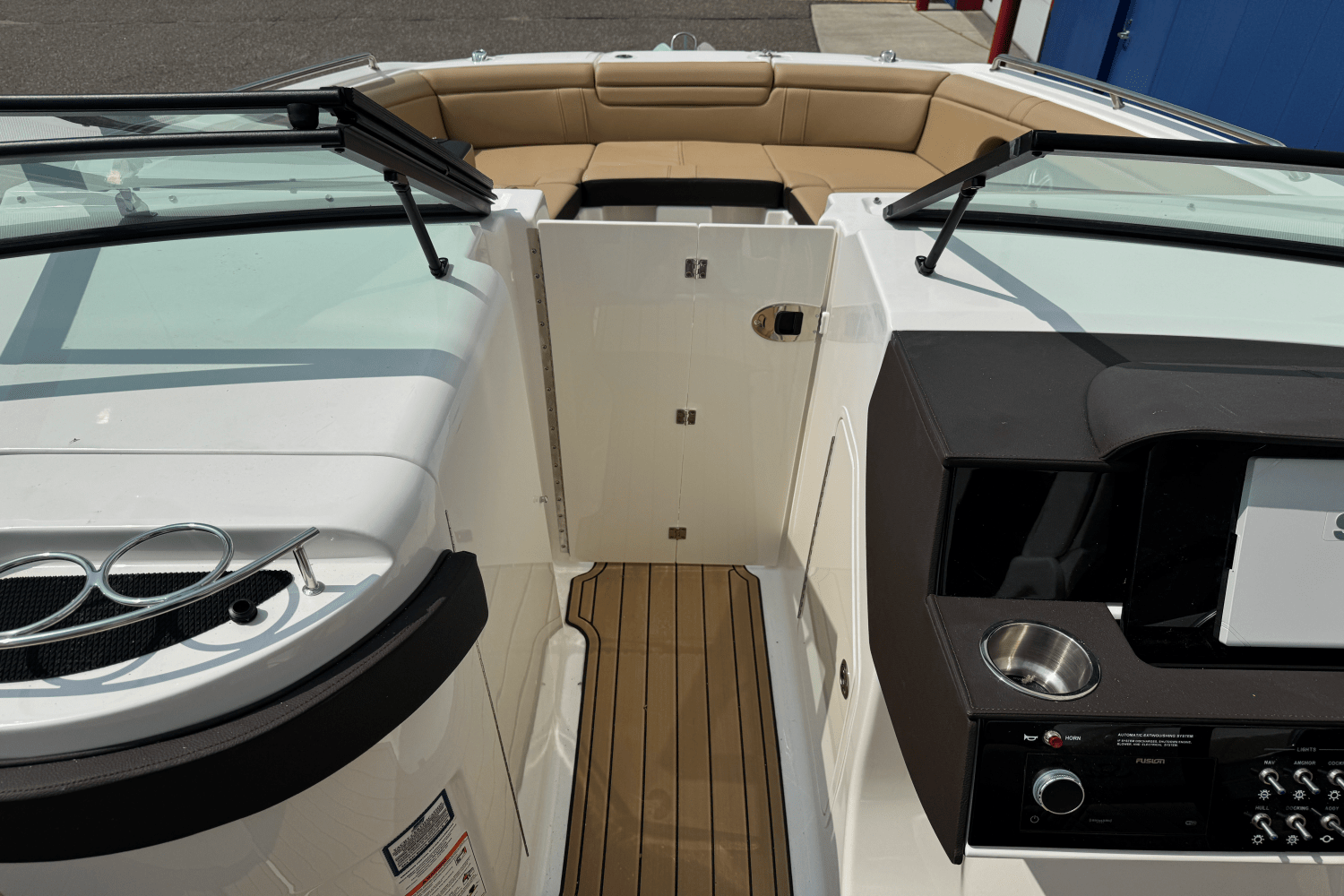 2026 Sea Ray SDX 290 Image Thumbnail #48