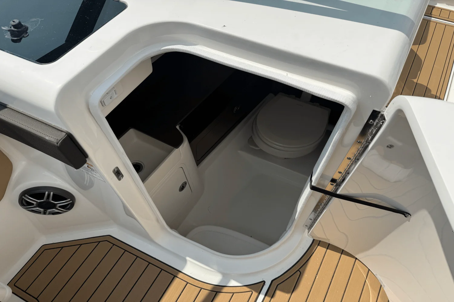 2026 Sea Ray SDX 290 Image Thumbnail #36