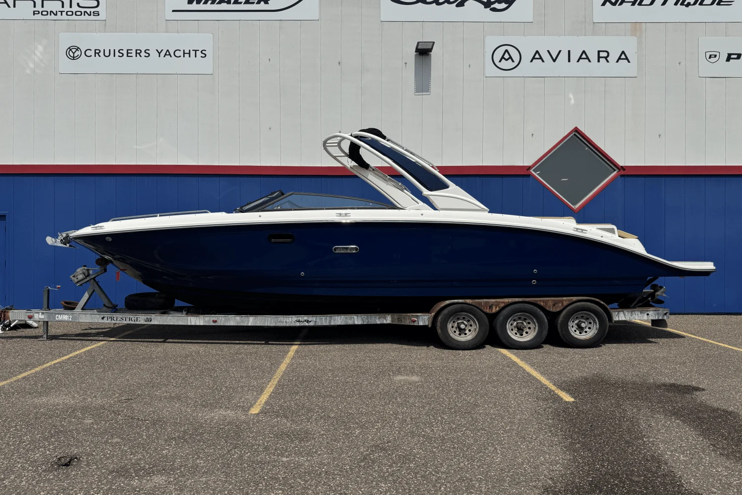 2026 Sea Ray SDX 290 Image Thumbnail #2