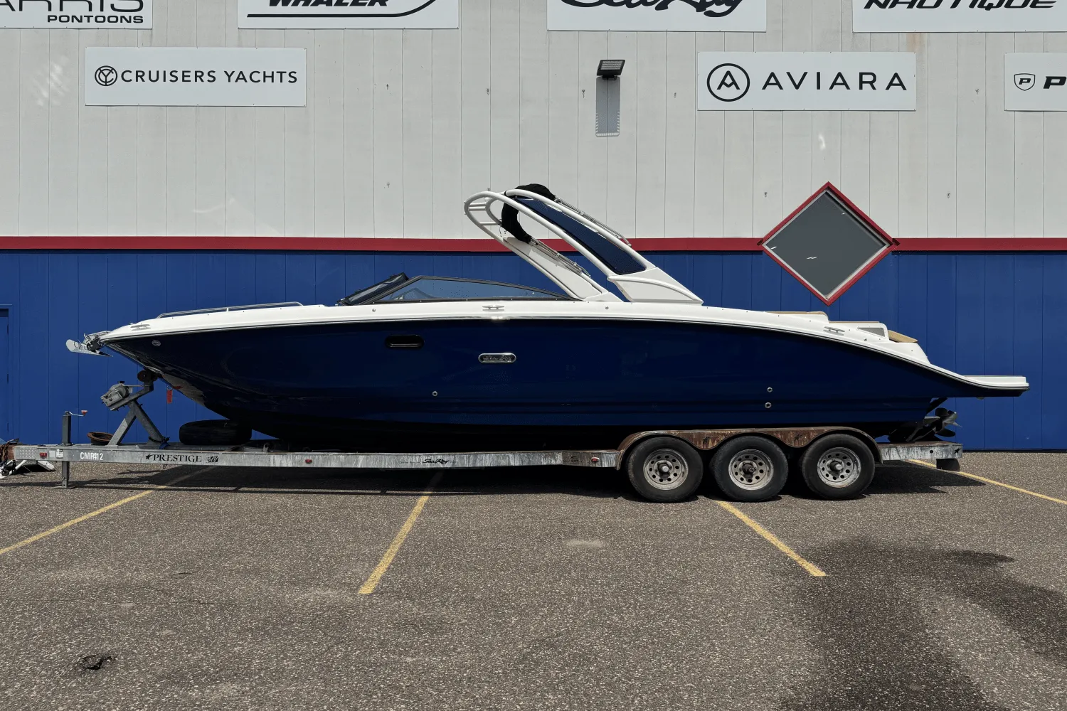 2026 Sea Ray SDX 290 Image Thumbnail #2