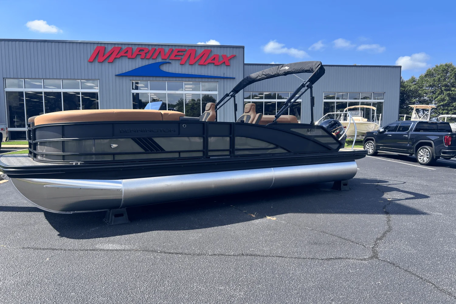 2026 Bennington 22MSB
