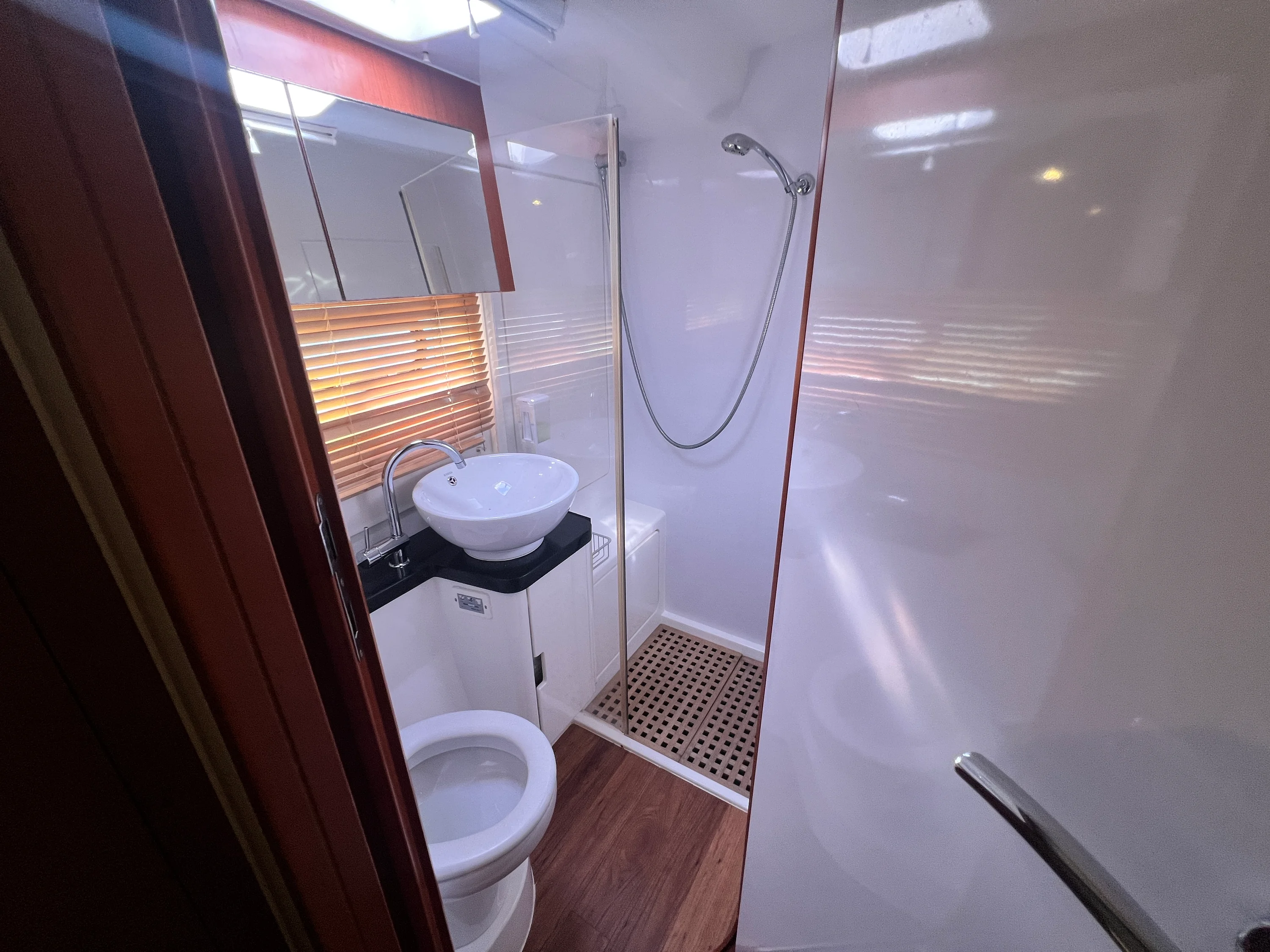 2016 Aquila 48 Image Thumbnail #18