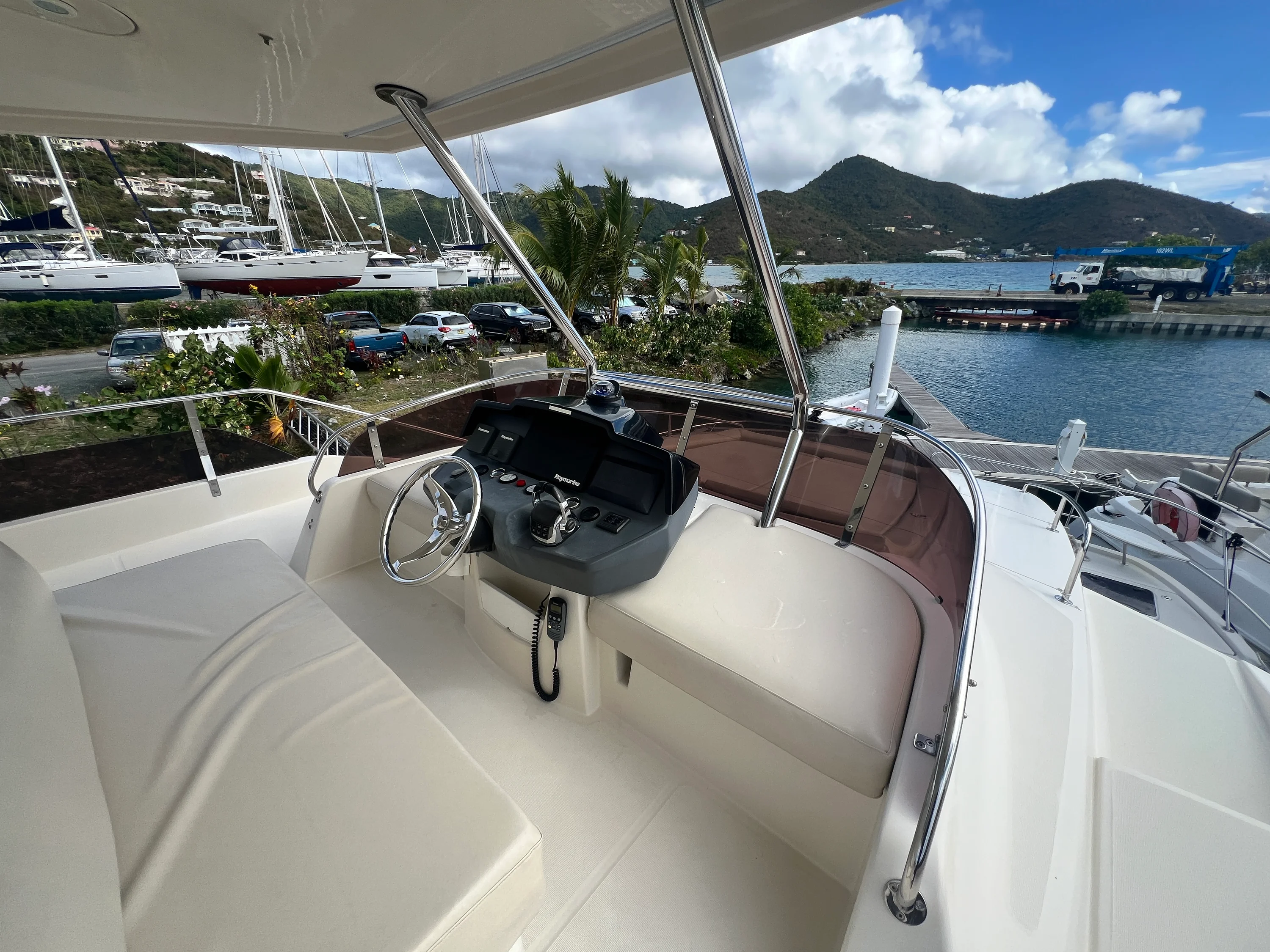 2016 Aquila 48 Image Thumbnail #27