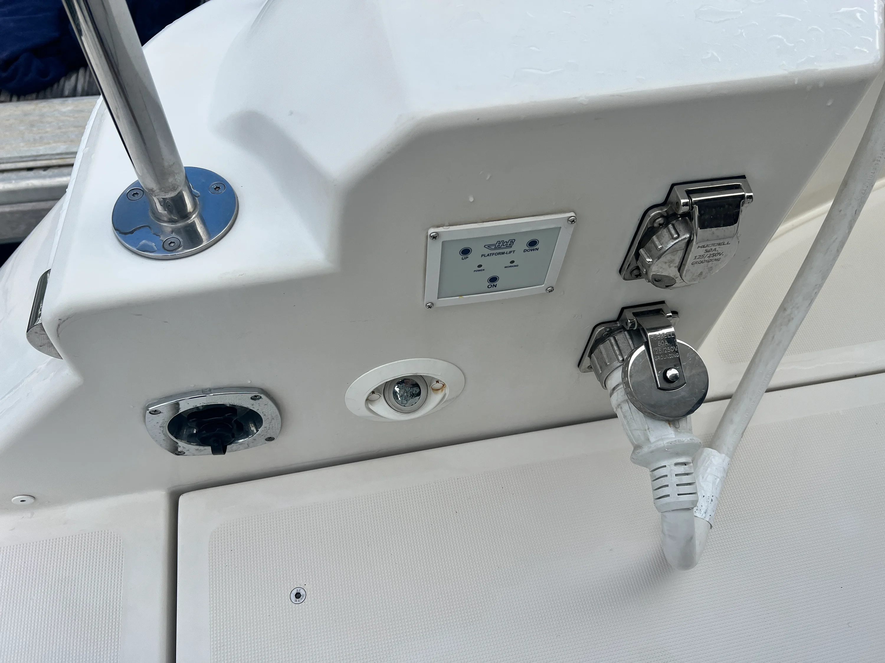 2016 Aquila 48 Image Thumbnail #37