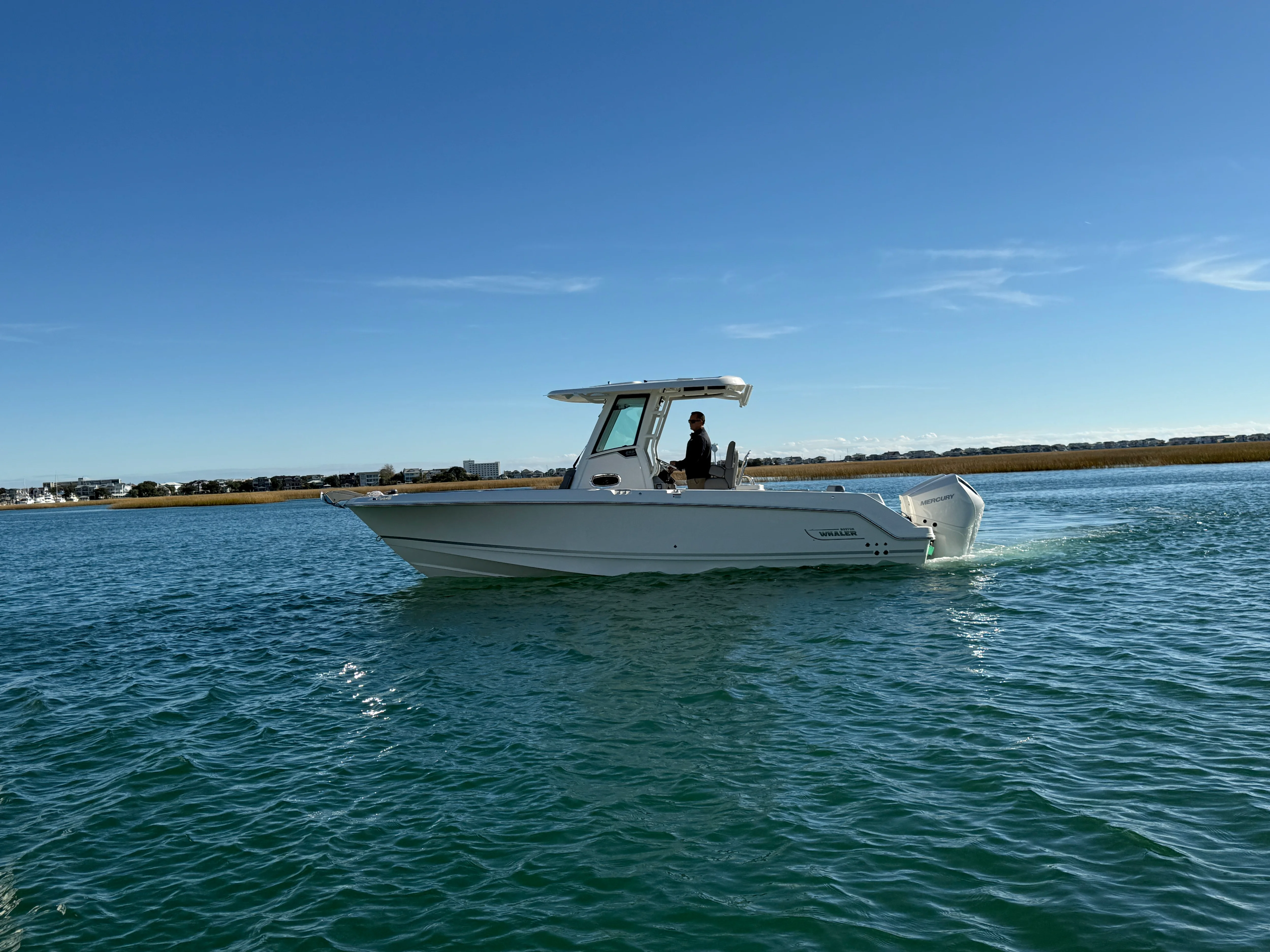 2026 Boston Whaler 250 Outrage Image Thumbnail #4