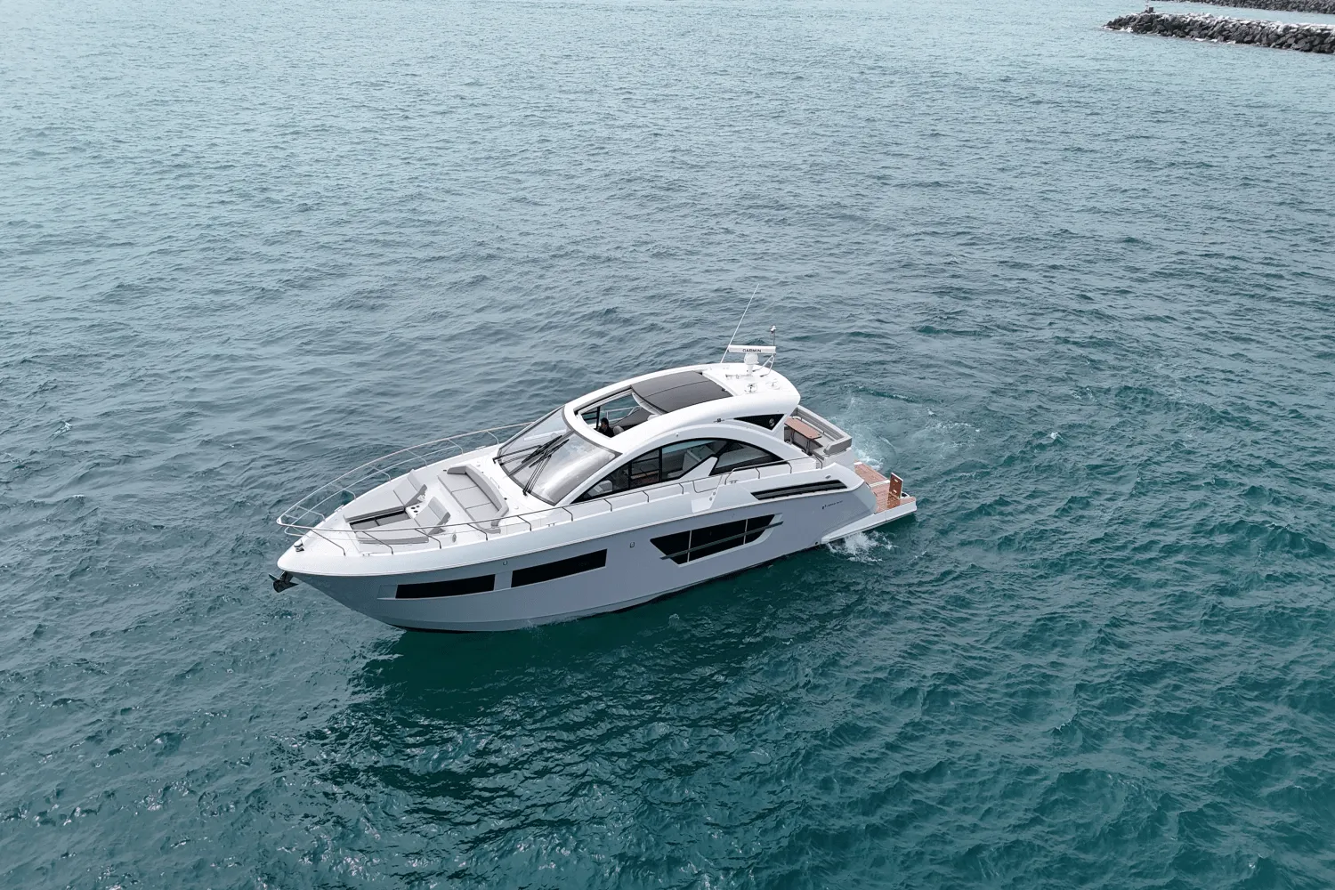 2025 Cruisers Yachts 60 CANTIUS Image Thumbnail #3