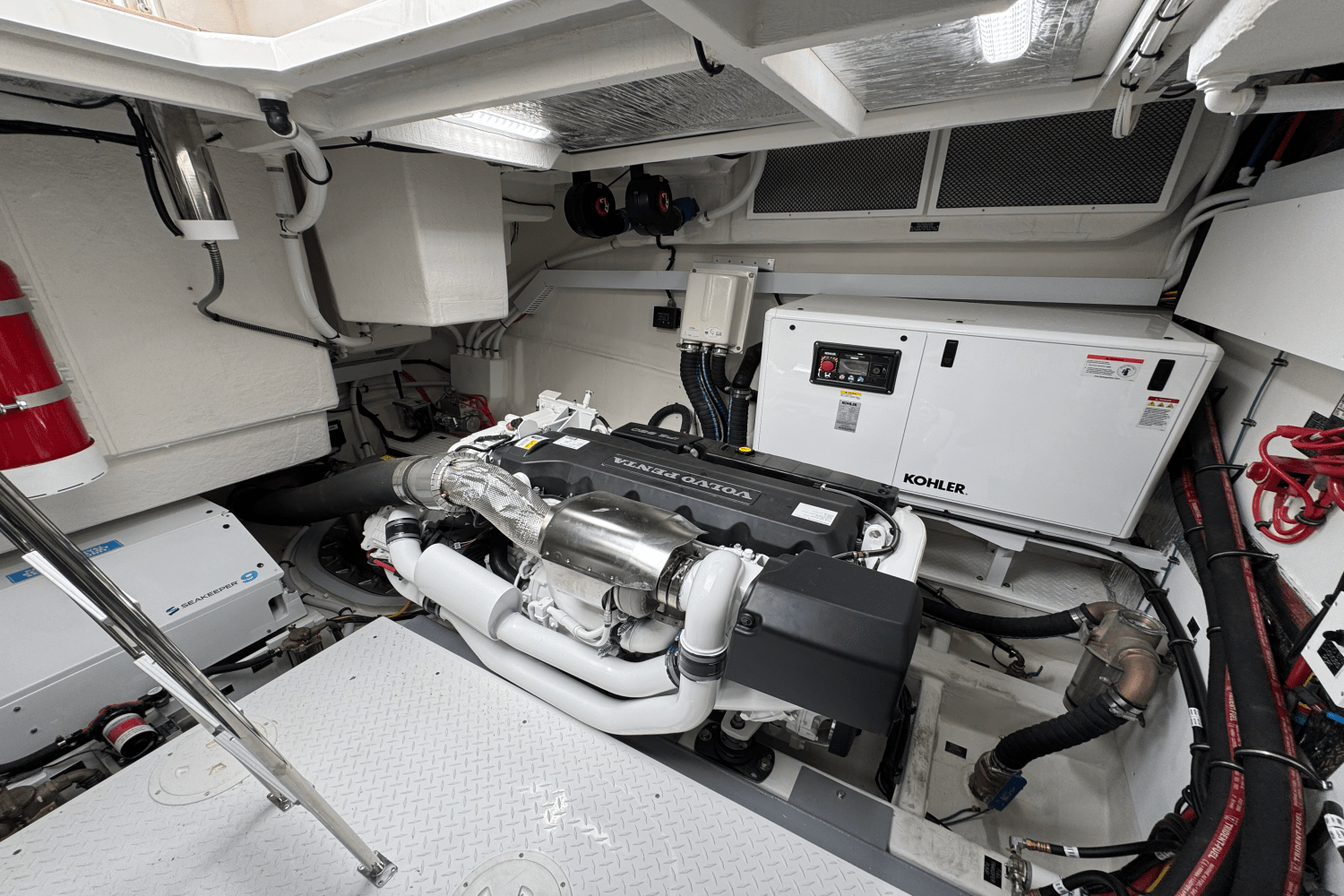 2025 Cruisers Yachts 60 CANTIUS Image Thumbnail #50