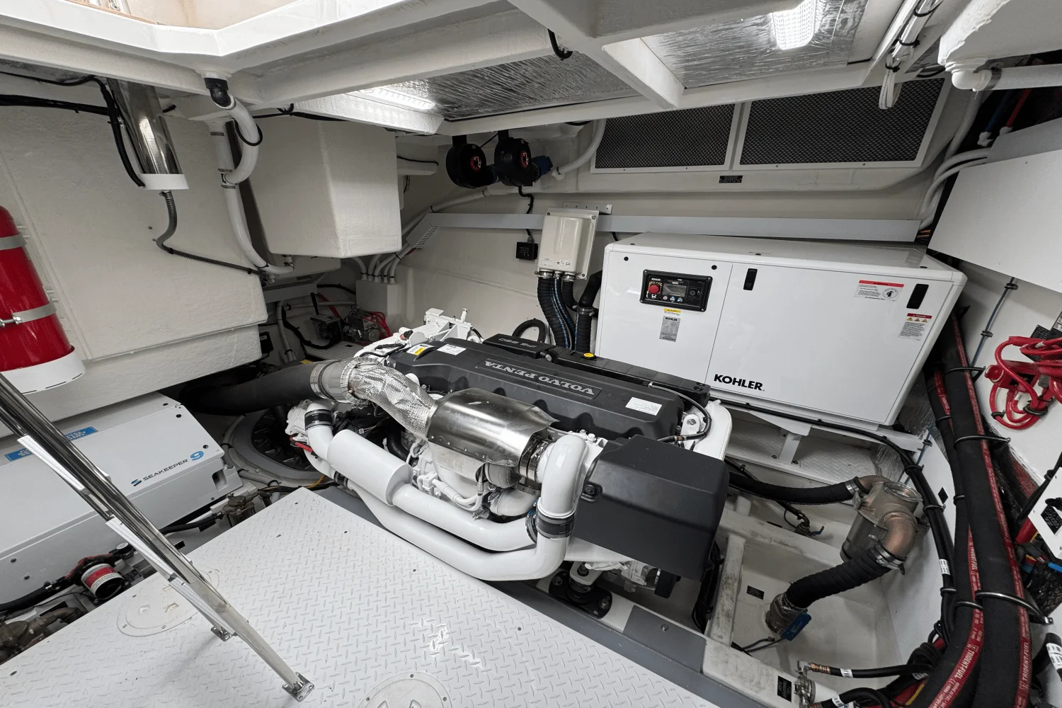 2025 Cruisers Yachts 60 CANTIUS Image Thumbnail #50