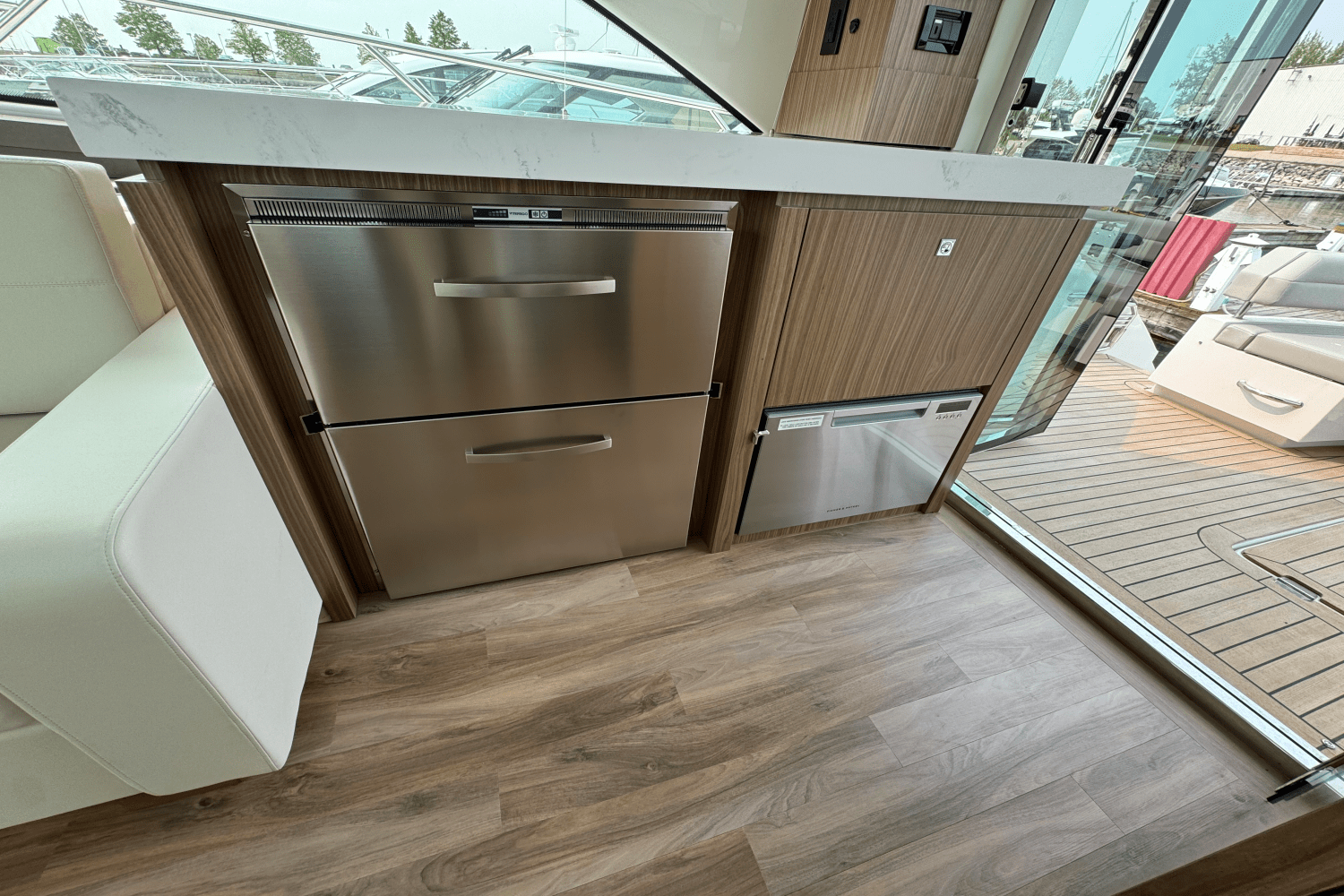 2025 Cruisers Yachts 60 CANTIUS Image Thumbnail #47