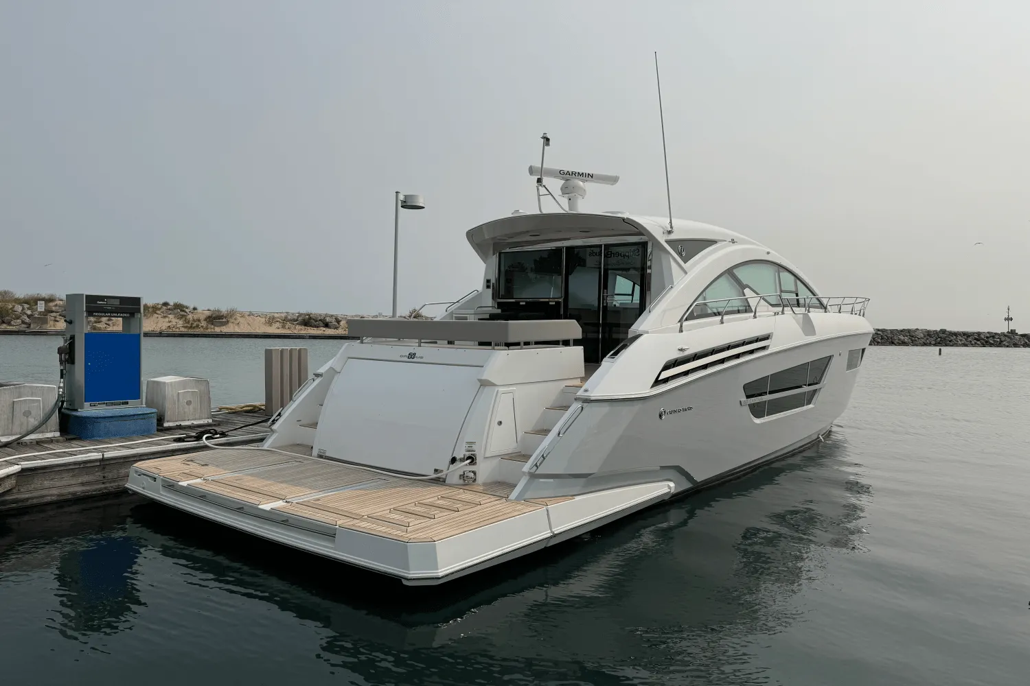 2025 Cruisers Yachts 60 CANTIUS Image Thumbnail #7