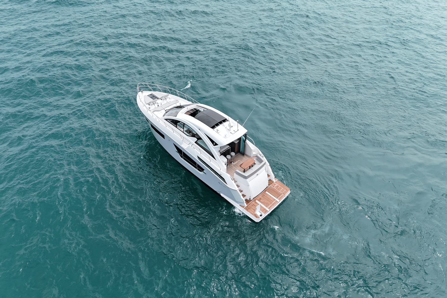 2025 Cruisers Yachts 60 CANTIUS Image Thumbnail #5