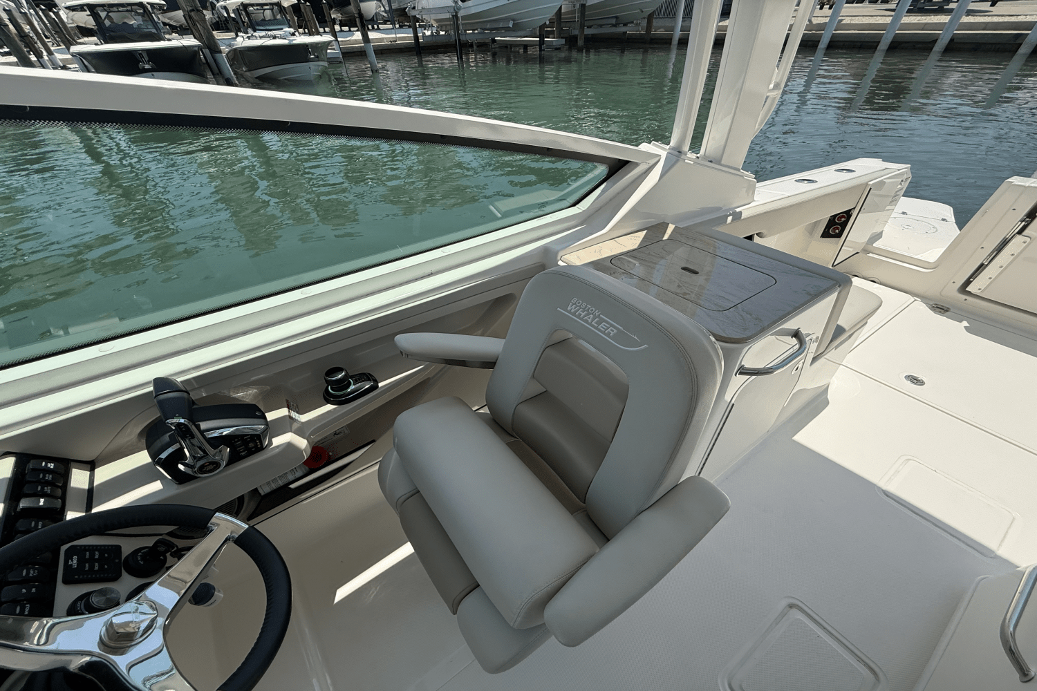 2024 Boston Whaler 280 VANTAGE Image Thumbnail #25