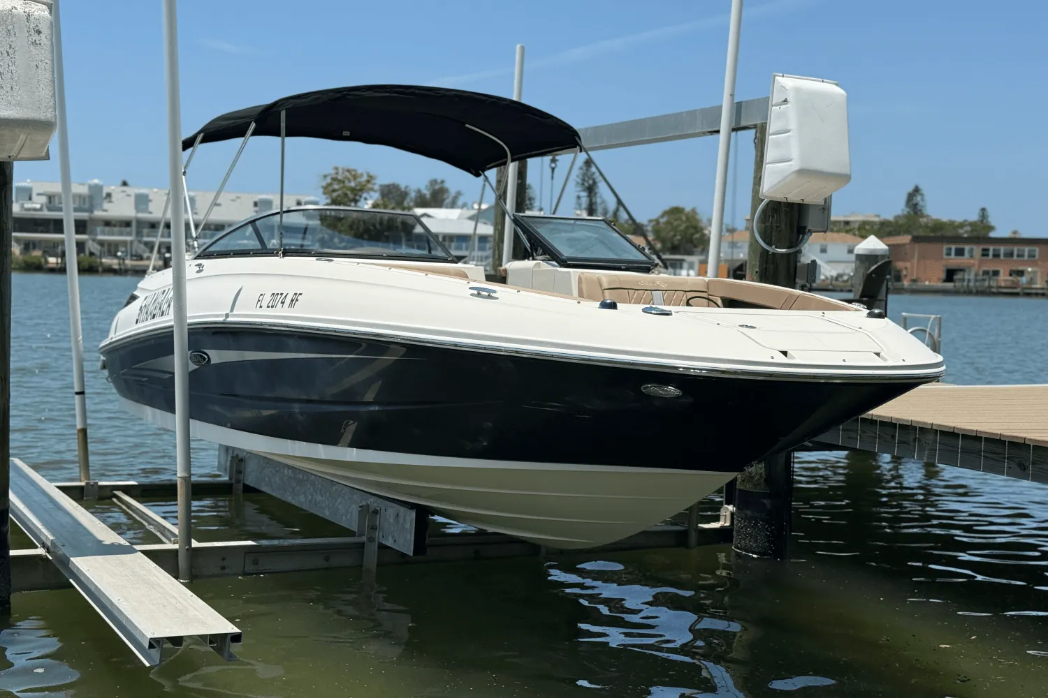 2016 Sea Ray 240 SUNDECK Image Thumbnail #0
