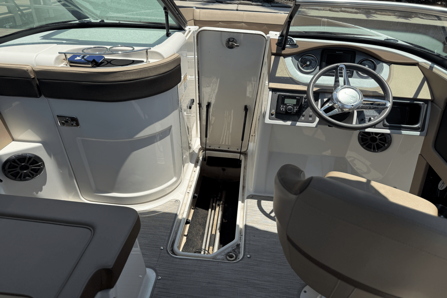 2016 Sea Ray 240 SUNDECK Image Thumbnail #45