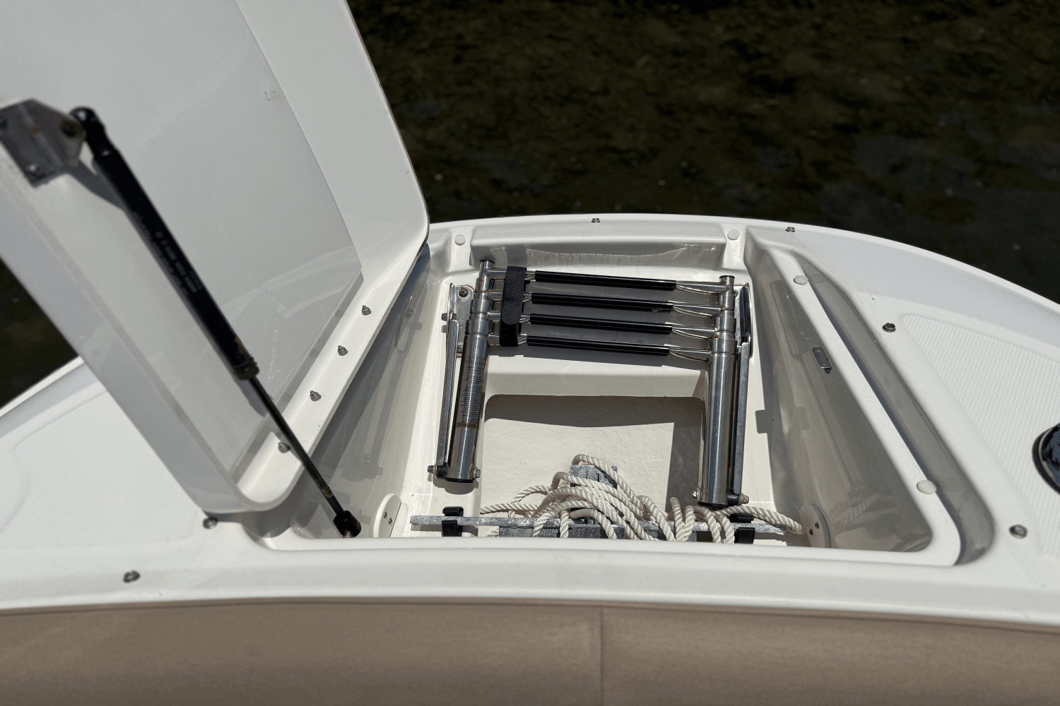 2016 Sea Ray 240 SUNDECK Image Thumbnail #37