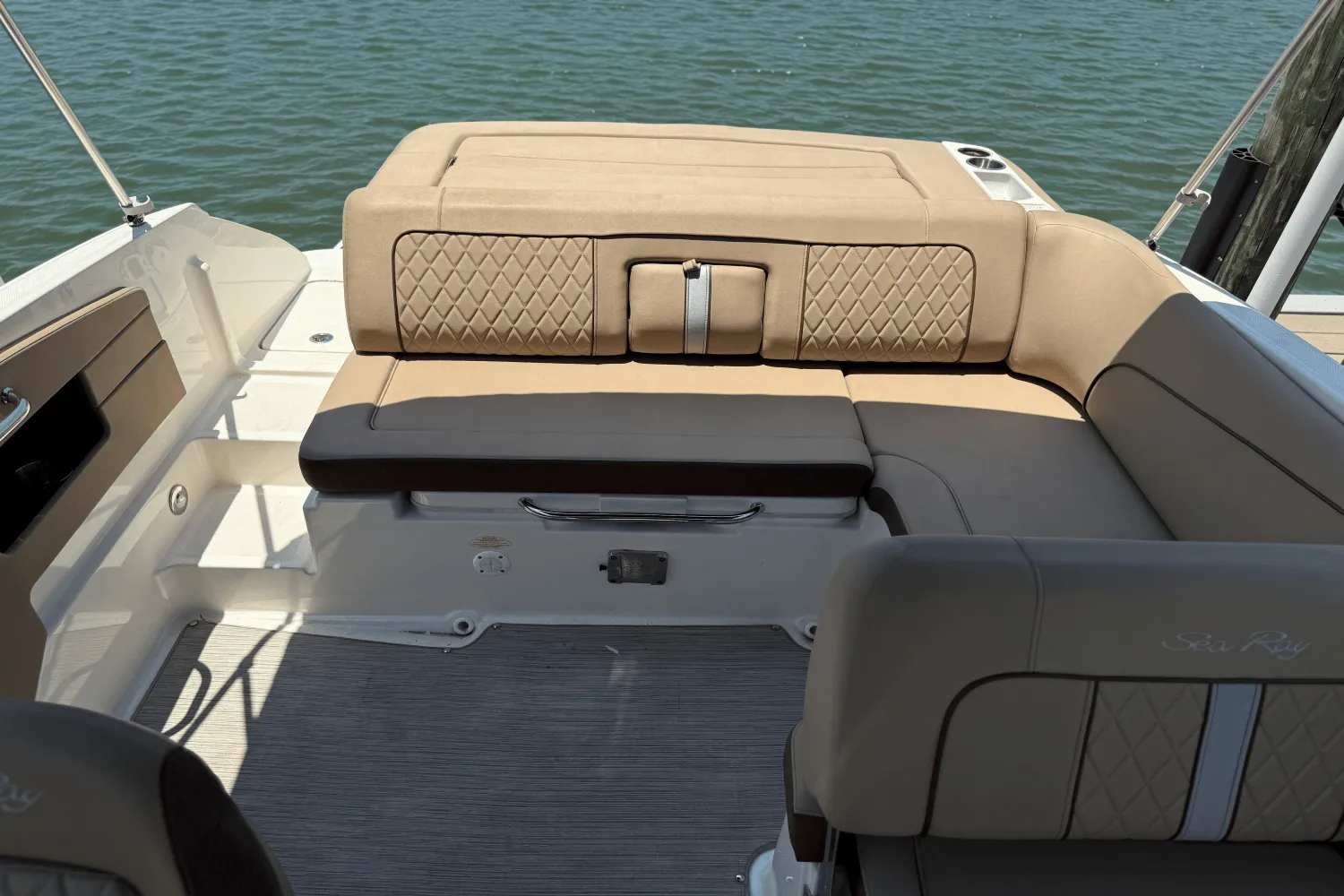 2016 Sea Ray 240 SUNDECK Image Thumbnail #44