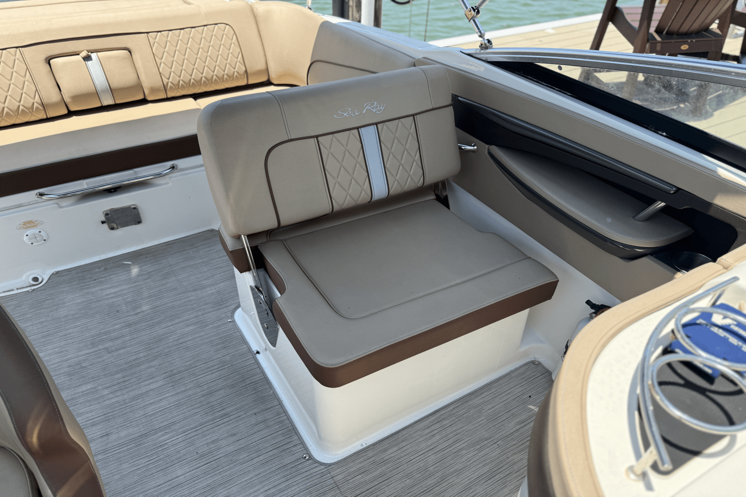 2016 Sea Ray 240 SUNDECK Image Thumbnail #42