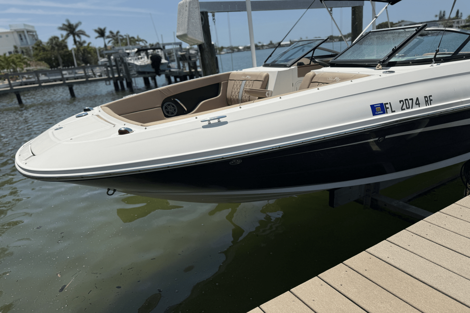 2016 Sea Ray 240 SUNDECK Image Thumbnail #4