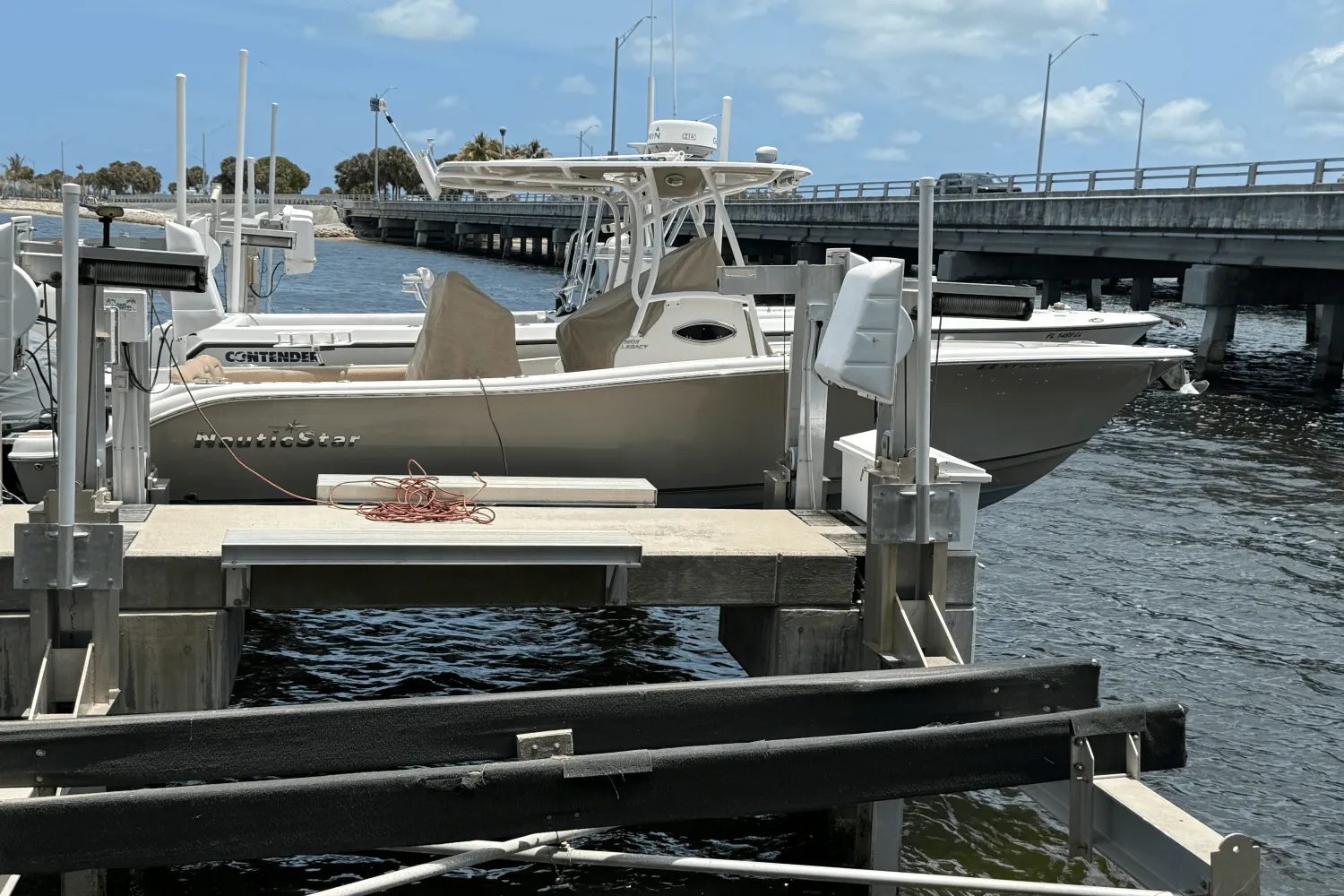 2019 NauticStar 2602 L Image Thumbnail #0