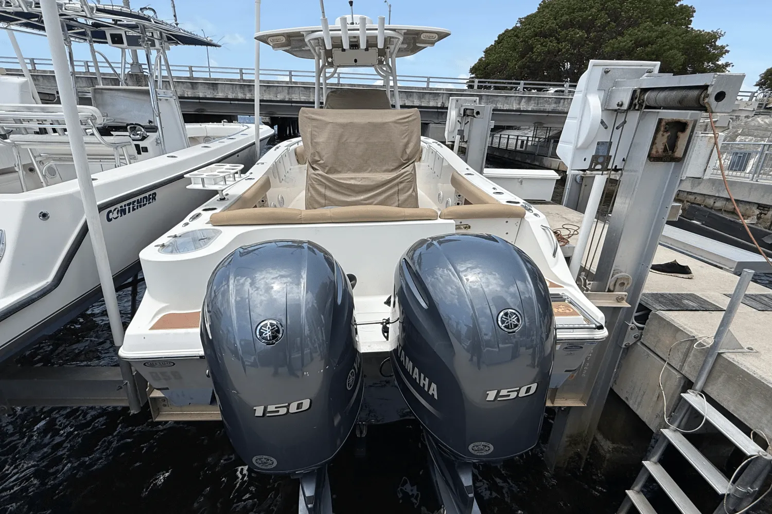 2019 NauticStar 2602 L Image Thumbnail #3
