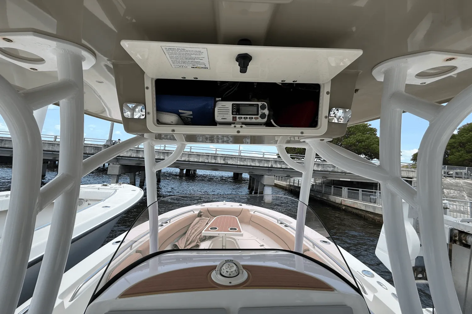 2019 NauticStar 2602 L Image Thumbnail #13