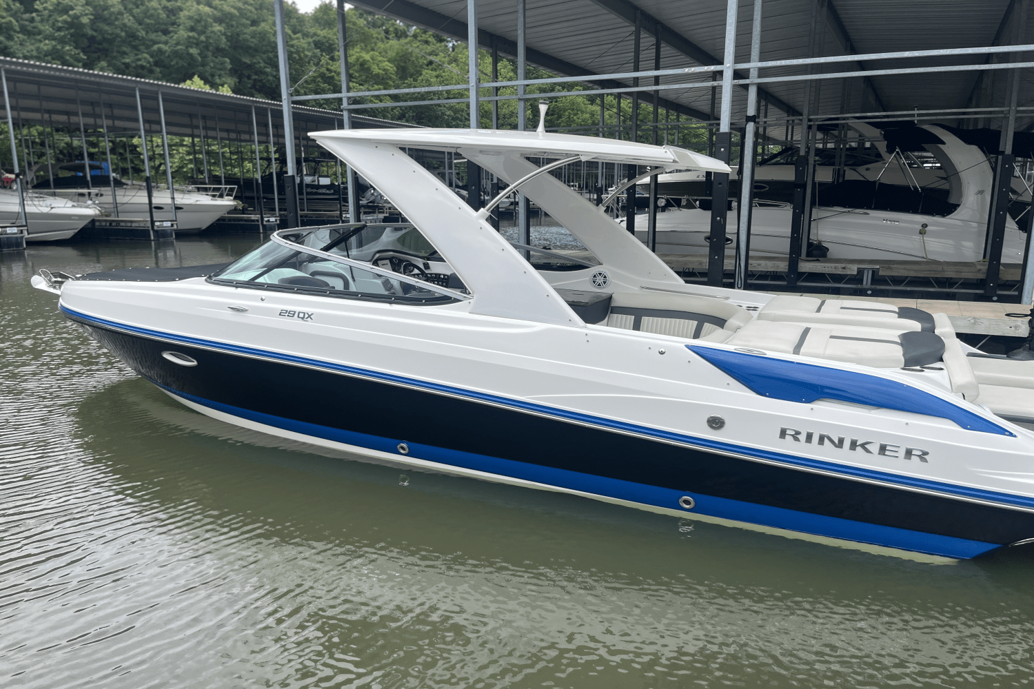 2020 Rinker 29 QX Image Thumbnail #13