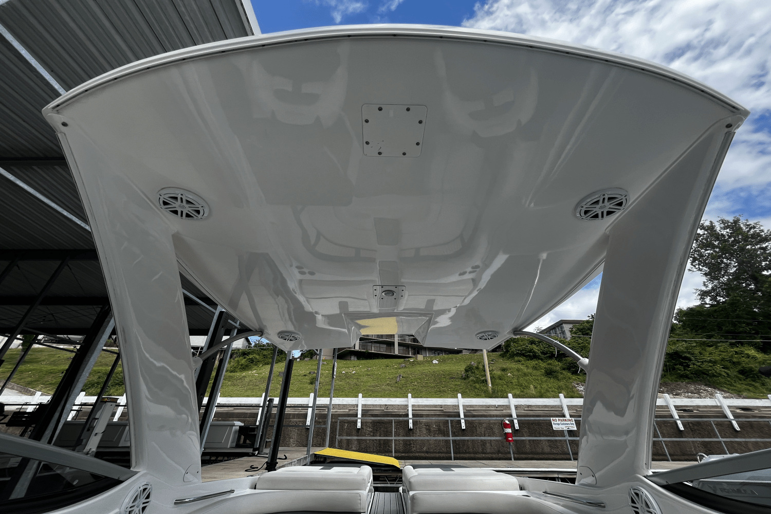 2020 Rinker 29 QX Image Thumbnail #38