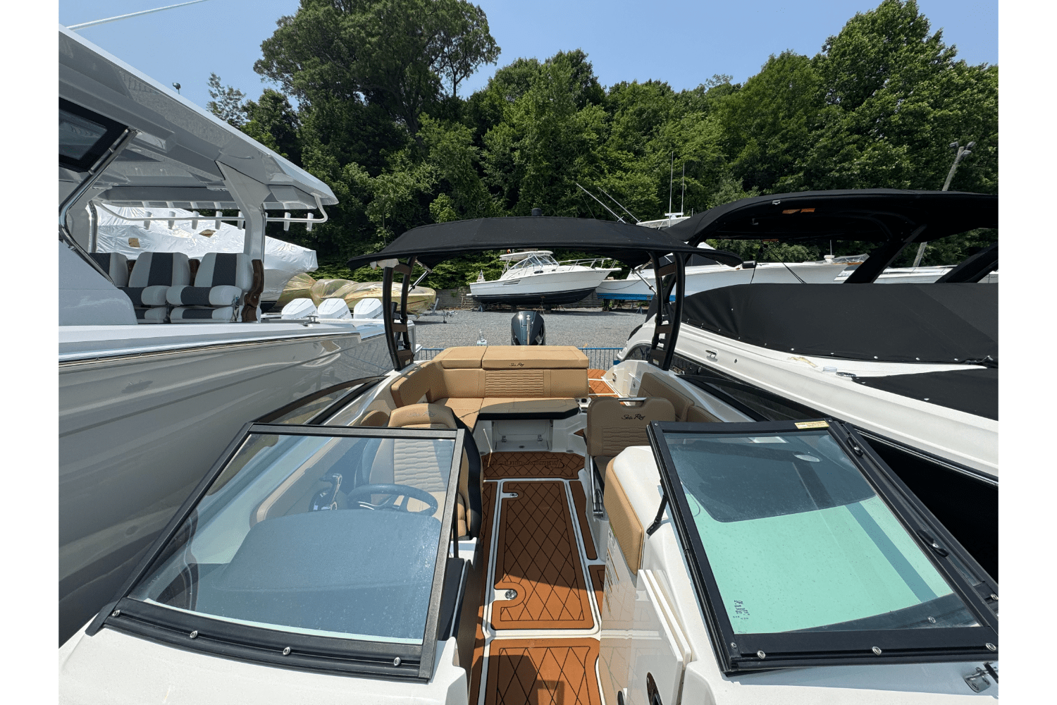 2023 Sea Ray SPX 230 Outboard Image Thumbnail #15