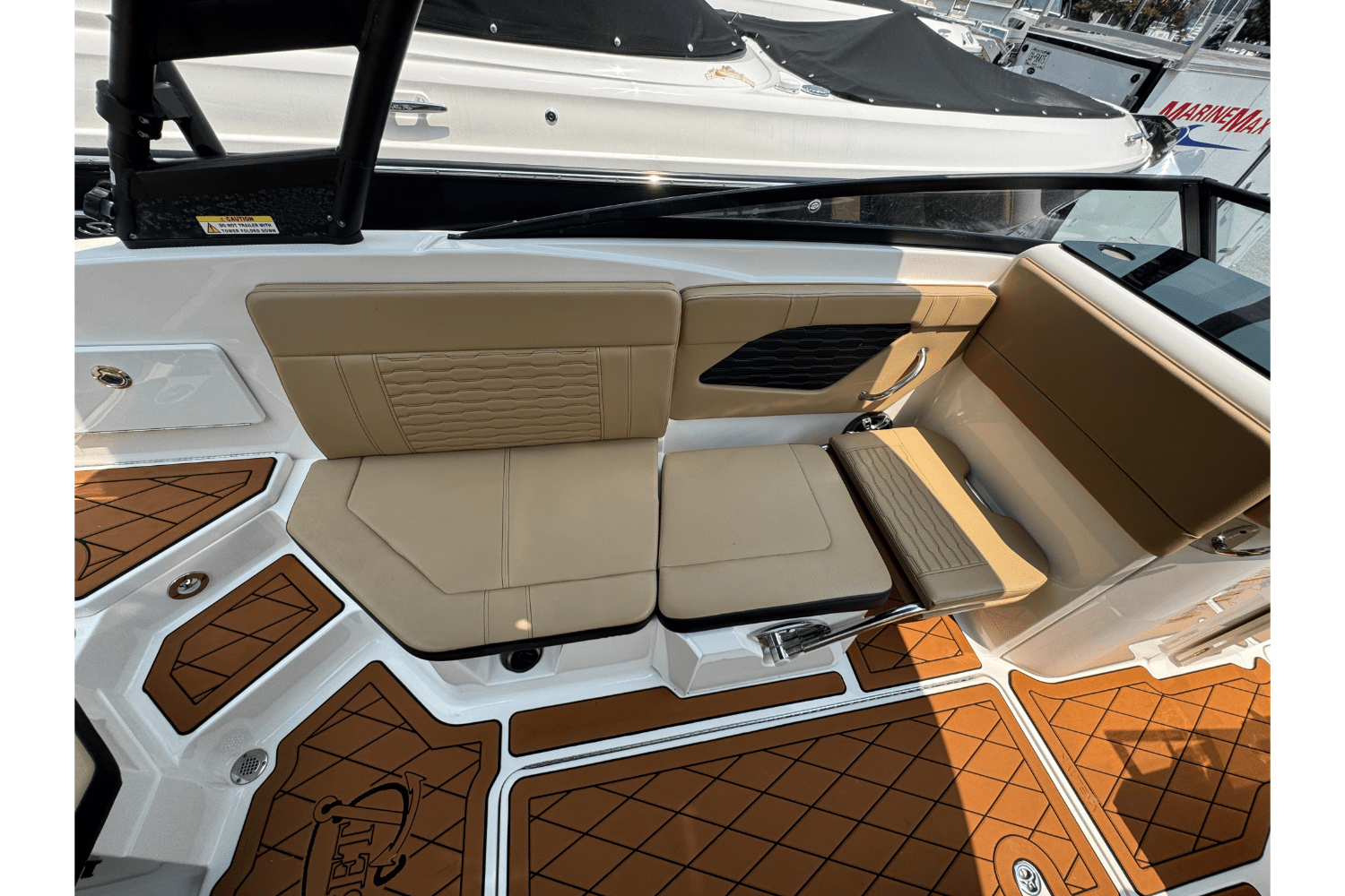 2023 Sea Ray SPX 230 Outboard Image Thumbnail #12