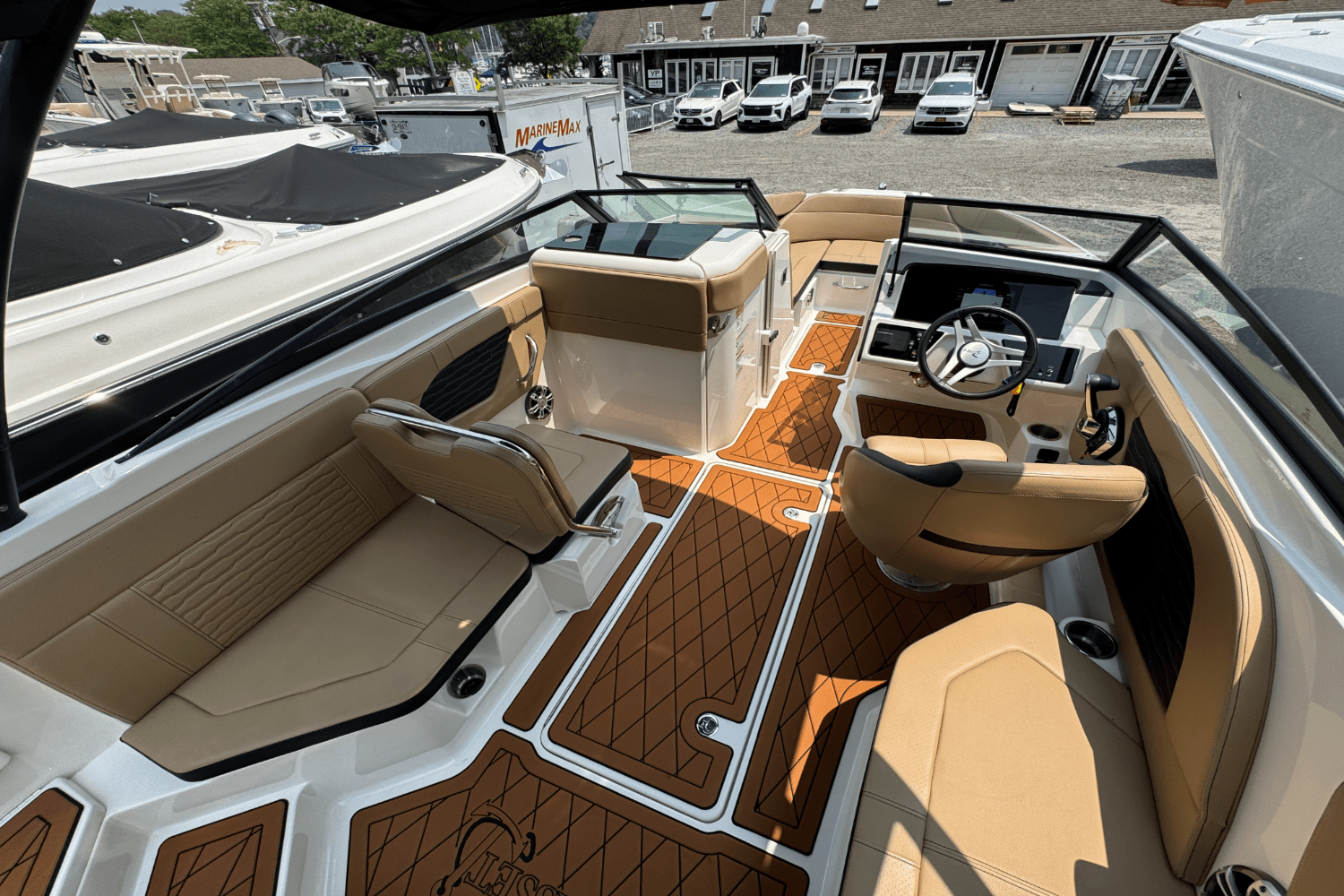 2023 Sea Ray SPX 230 Outboard Image Thumbnail #15