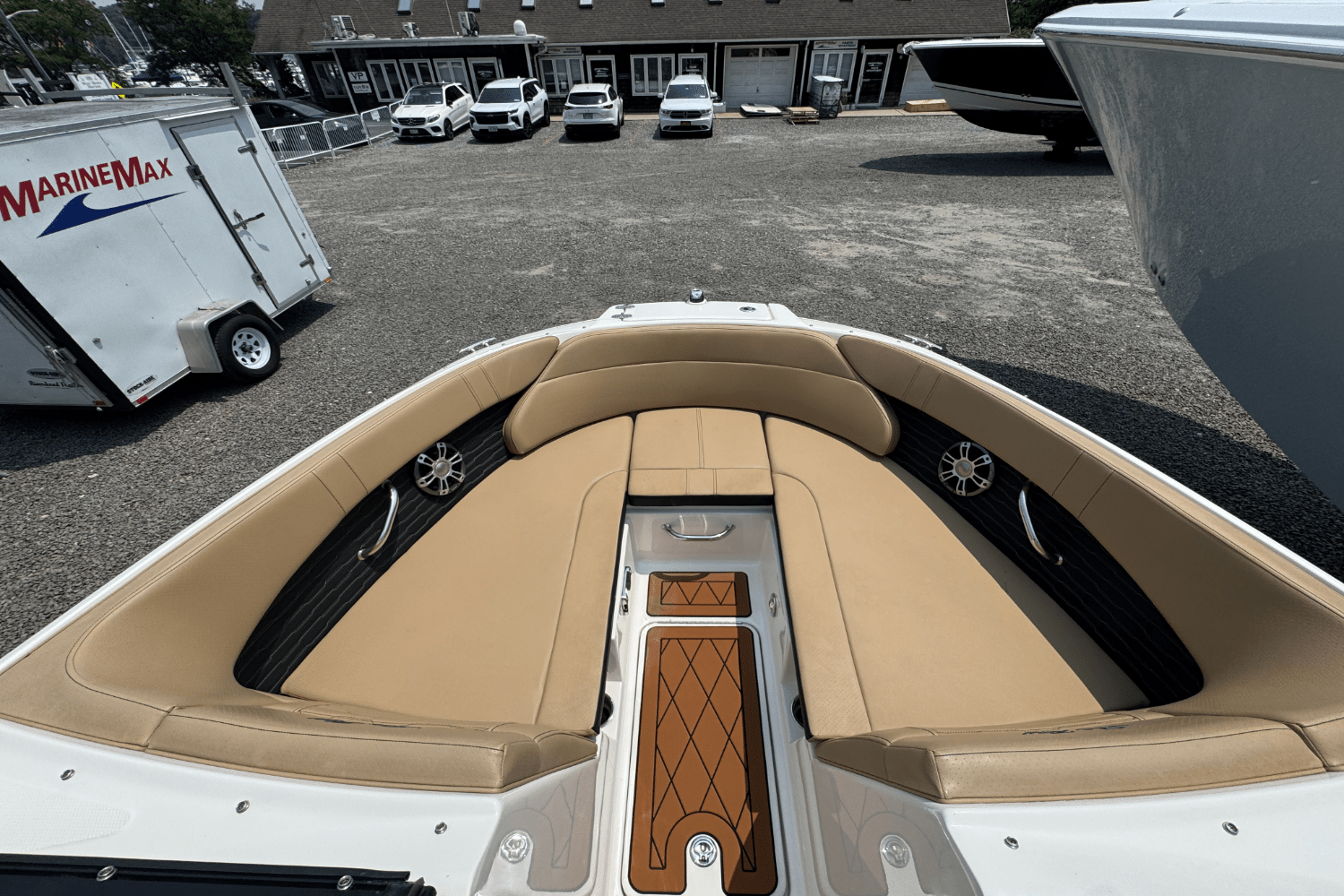 2023 Sea Ray SPX 230 Outboard Image Thumbnail #21