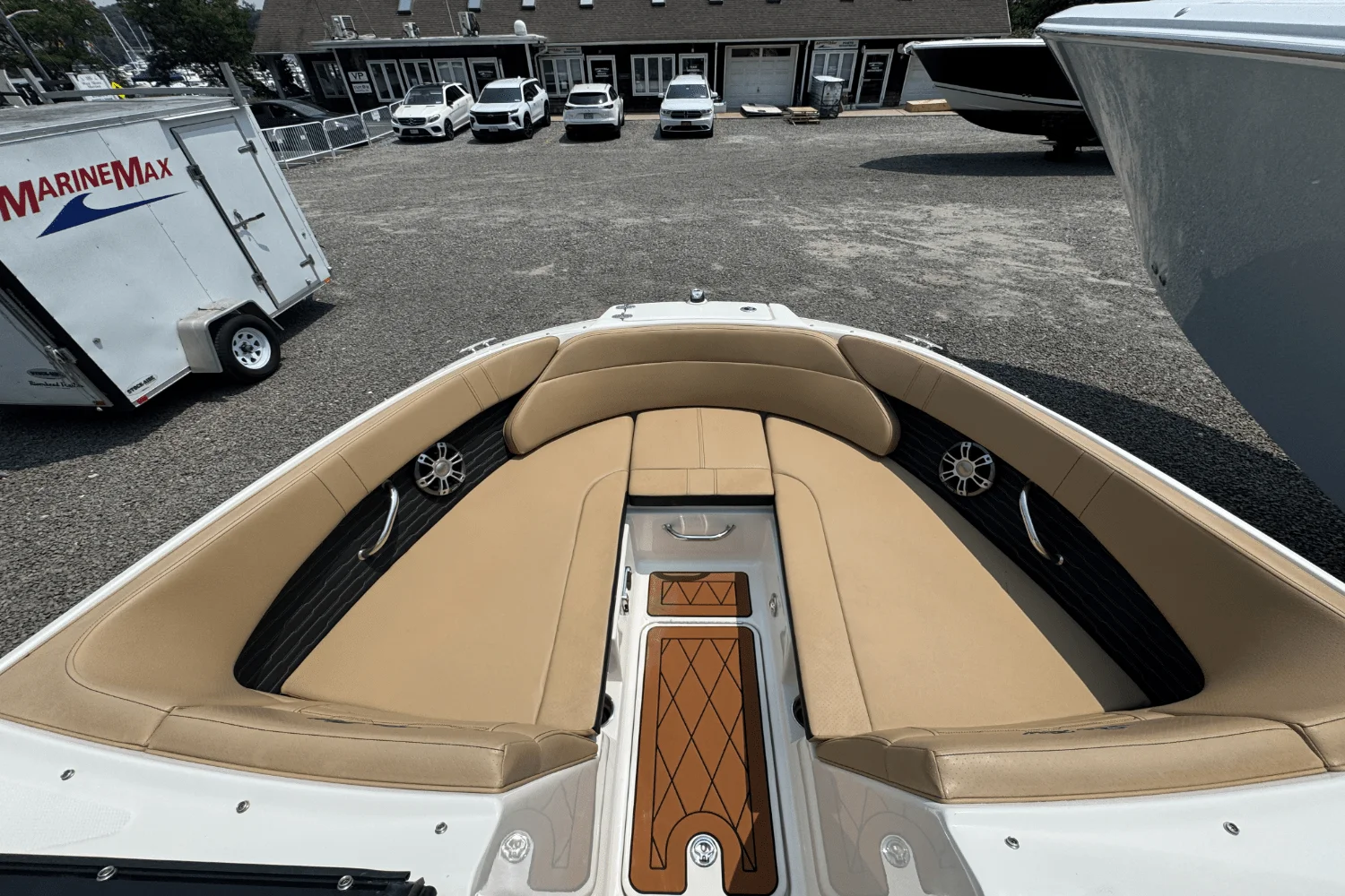 2023 Sea Ray SPX 230 Outboard Image Thumbnail #21