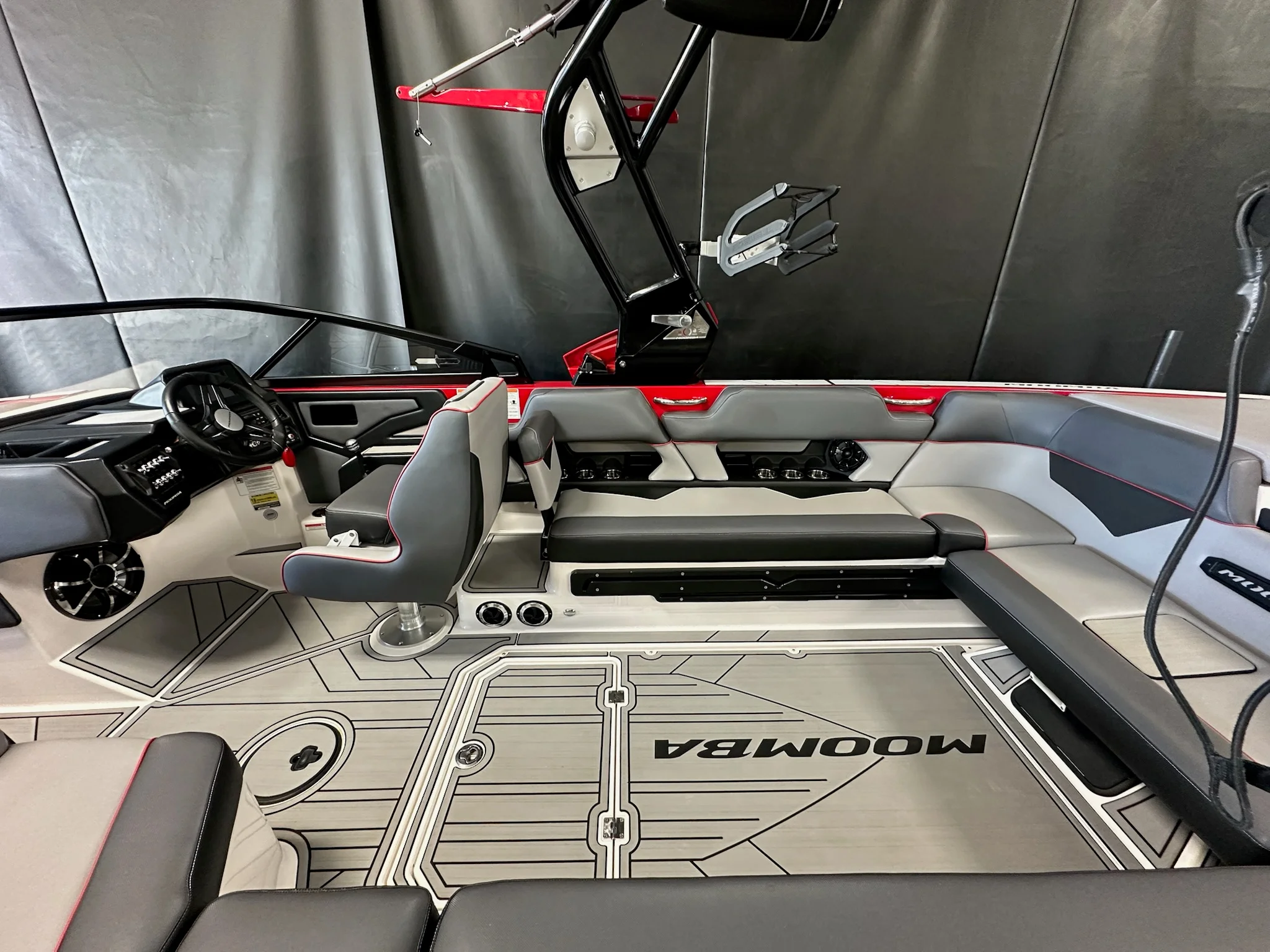 2019 Moomba MAKAI Image Thumbnail #2